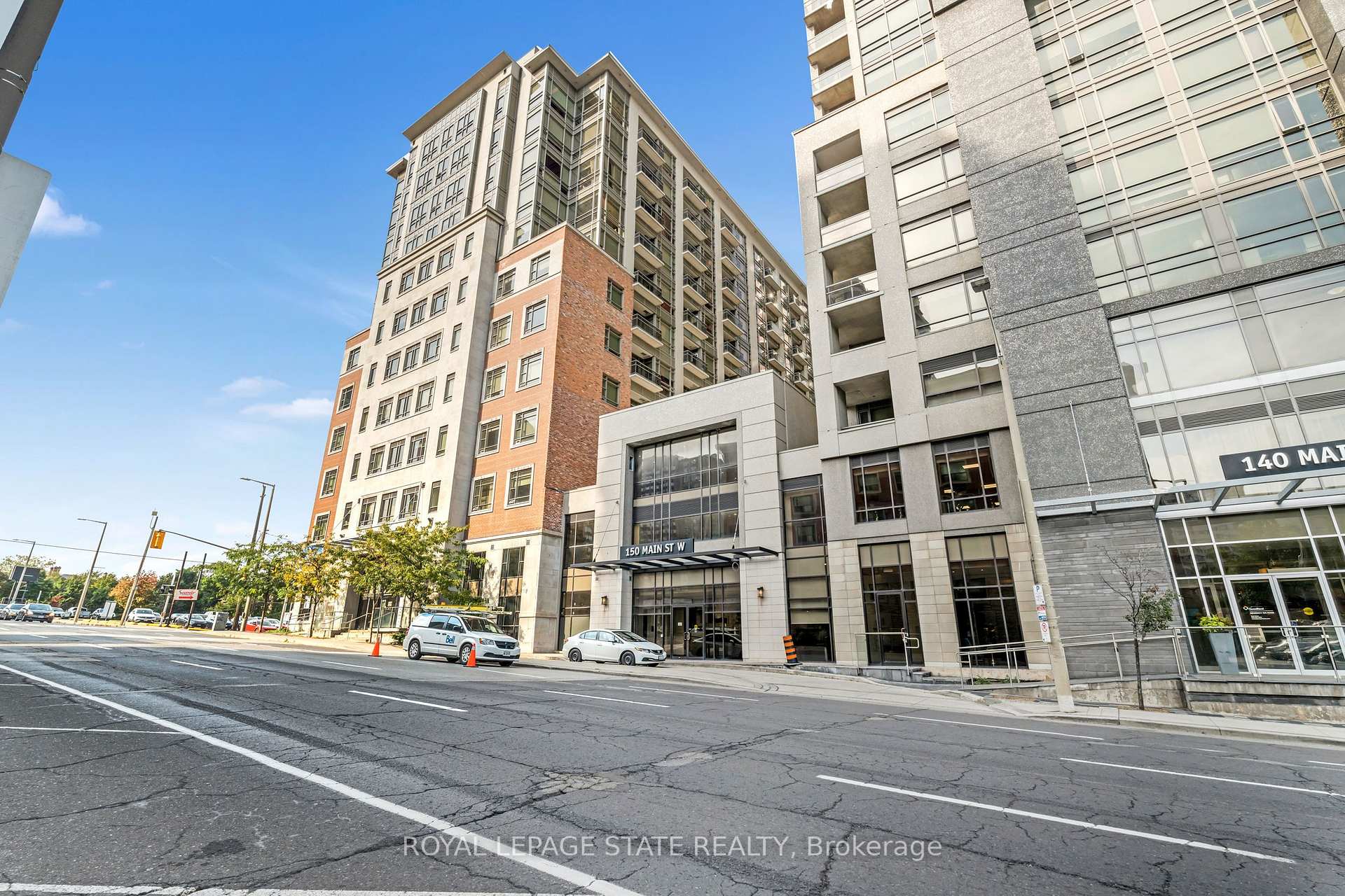 Front of Unit 910, 150 Main Street W