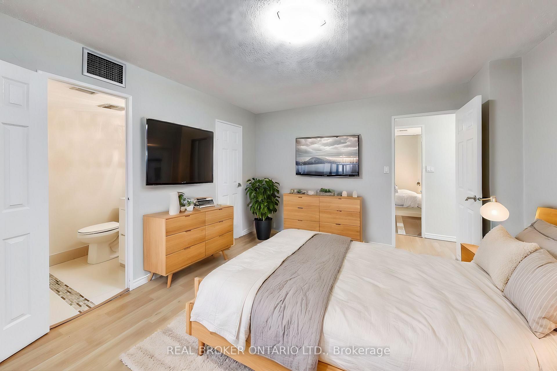 Photo 16 of Unit 1917, 10 Edgecliff Golfway, Toronto, Flemingdon Park — HOMEH