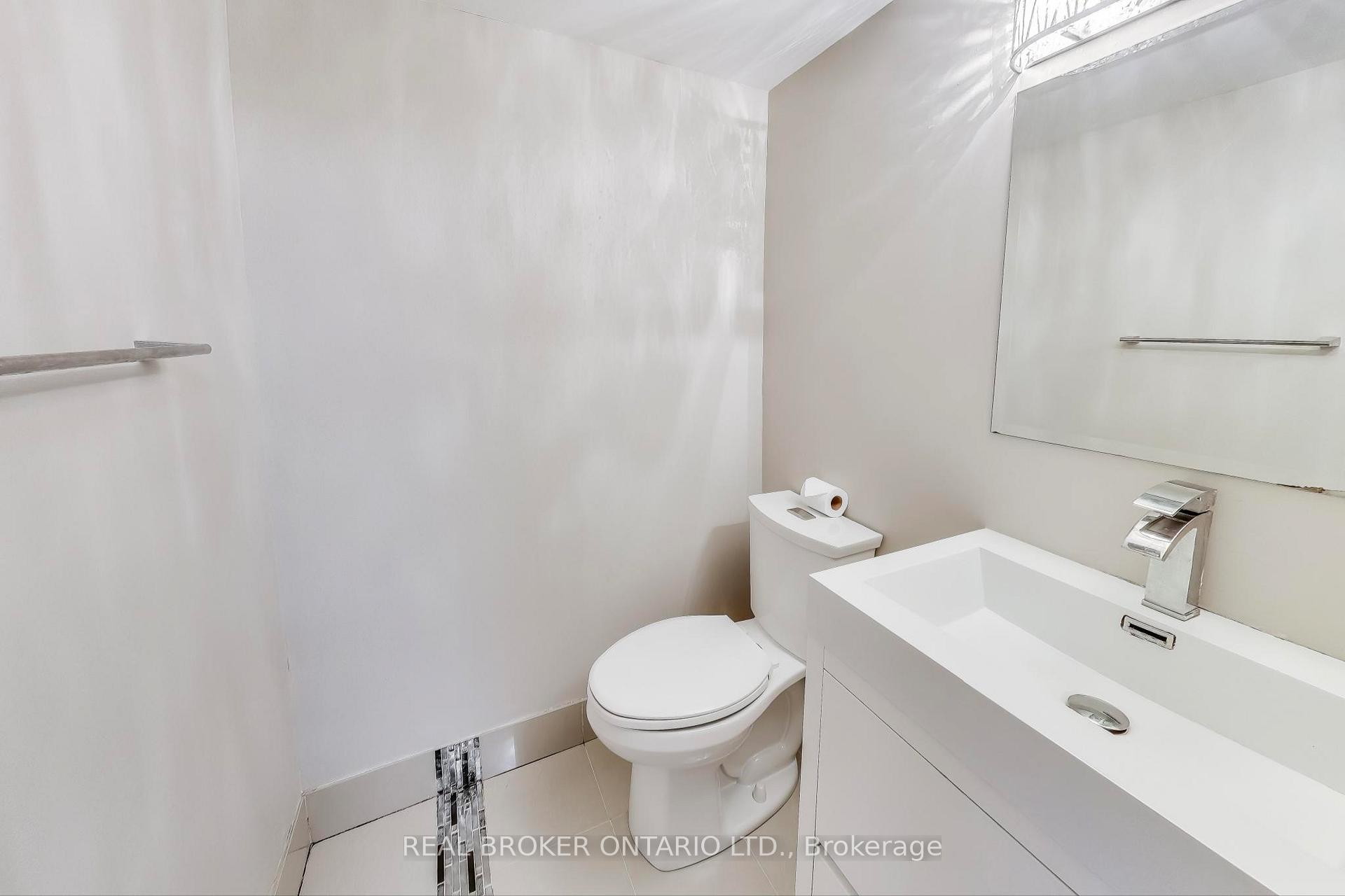 Photo 13 of Unit 1917, 10 Edgecliff Golfway, Toronto, Flemingdon Park — HOMEH