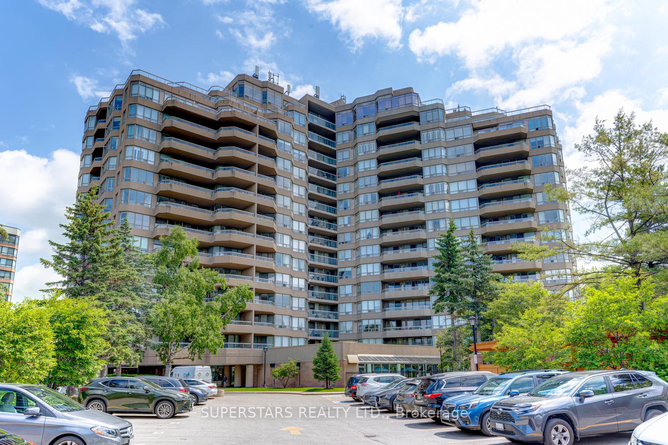 Photo 2 of Unit 415, 610 Bullock Drive, Markham, Markville — HOMEH