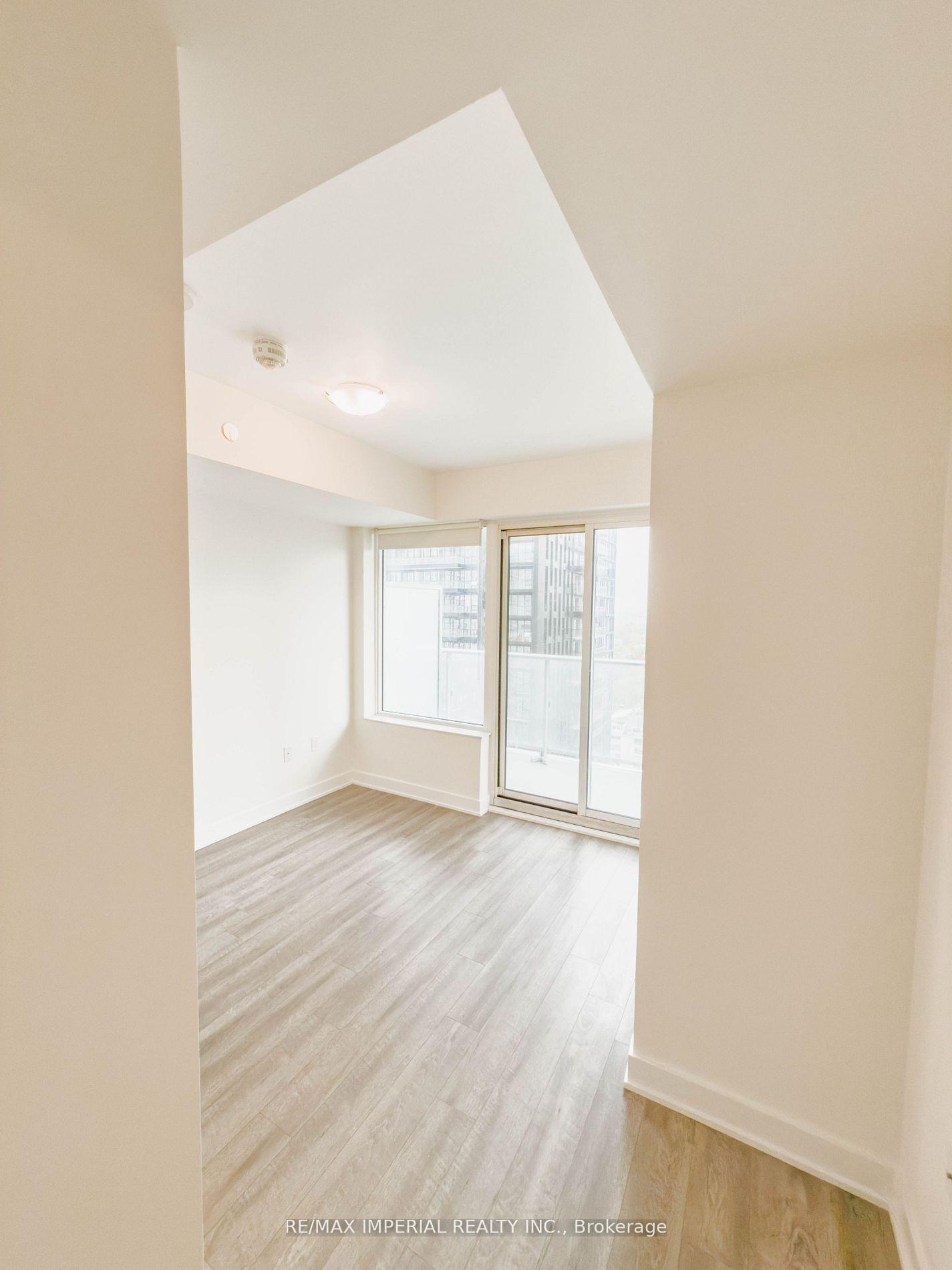 Photo 9 of Unit 2203 Nt, 99 Broadway Avenue, Toronto, Mount Pleasant West — HOMEH