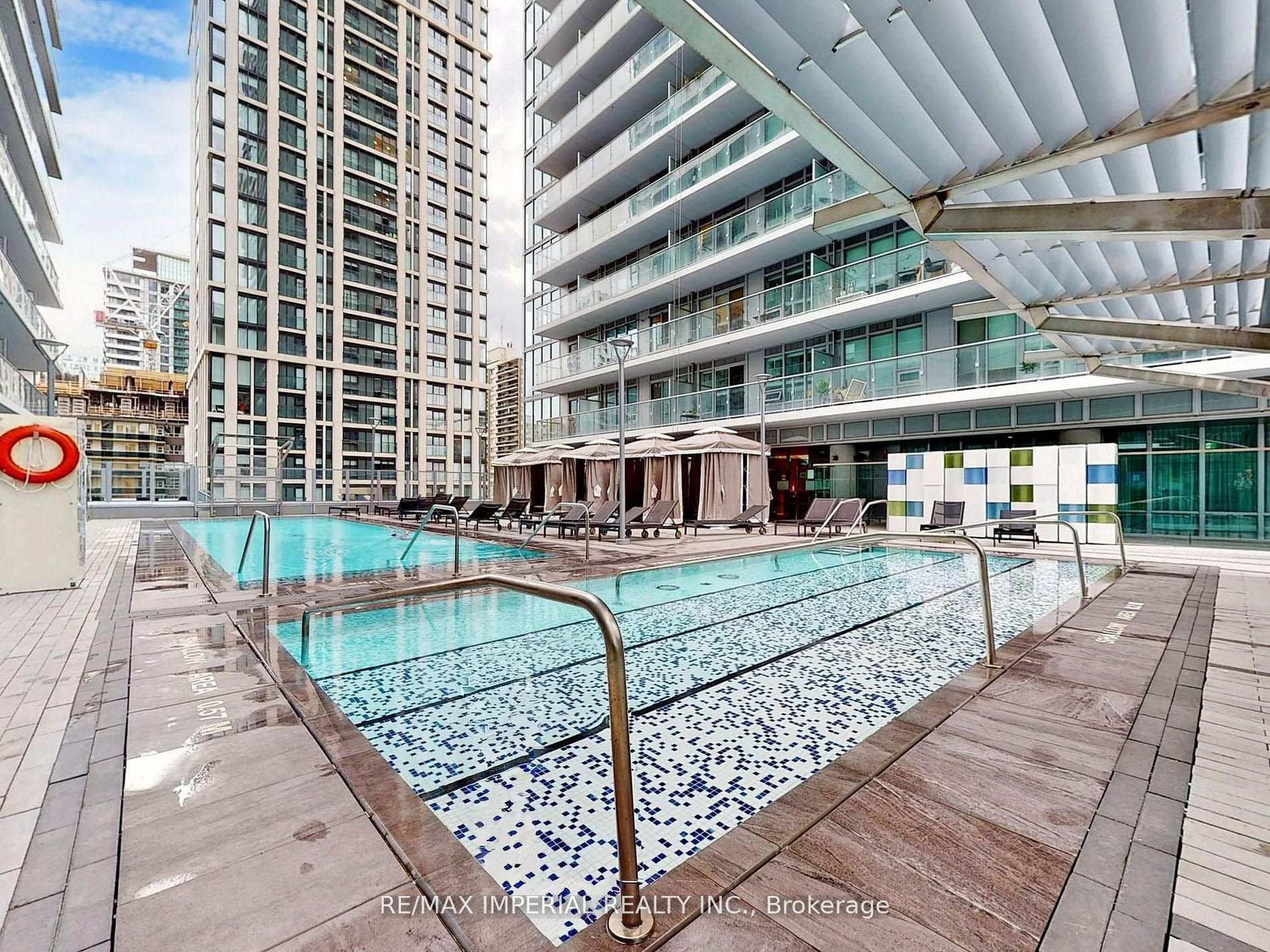 Photo 19 of Unit 2203 Nt, 99 Broadway Avenue, Toronto, Mount Pleasant West — HOMEH