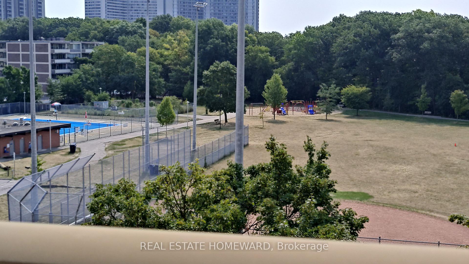 Photo 19 of Unit 417, 1 Leaside Park Drive, Toronto, Thorncliffe Park — HOMEH