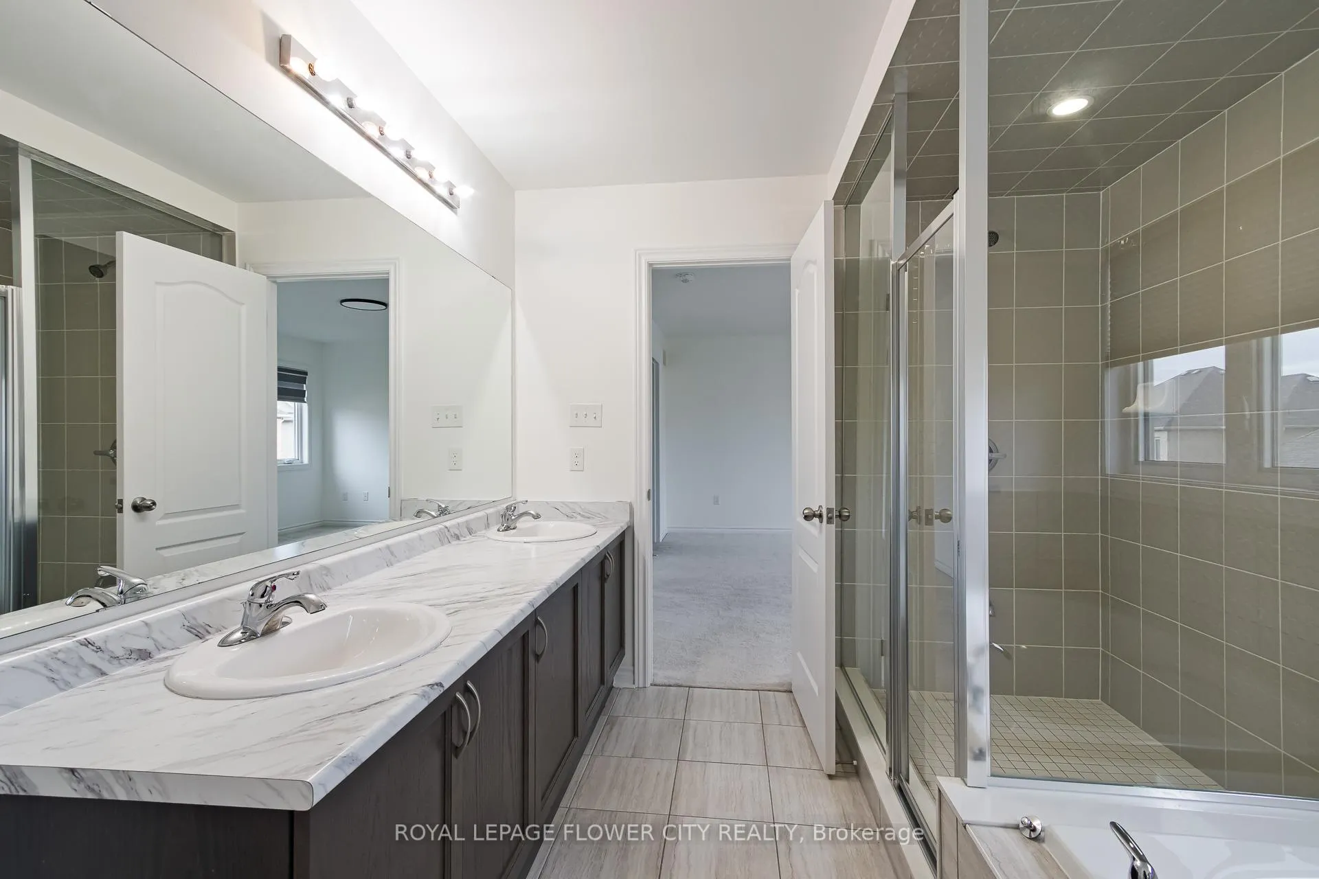 Photo 23 of 95 Tracey Lane, Collingwood — HOMEH