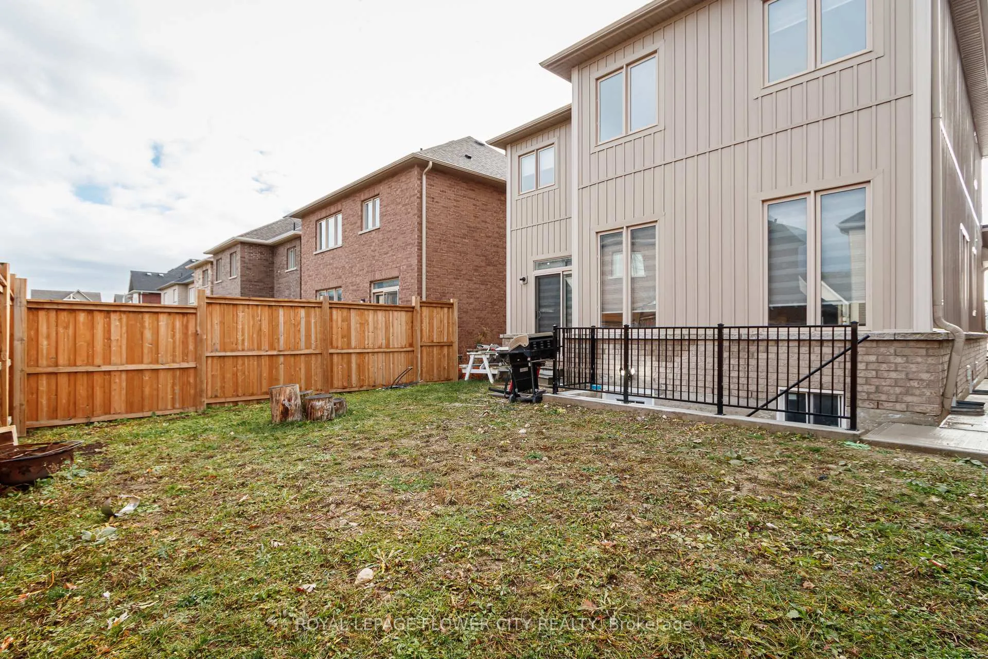 Photo 40 of 95 Tracey Lane, Collingwood — HOMEH