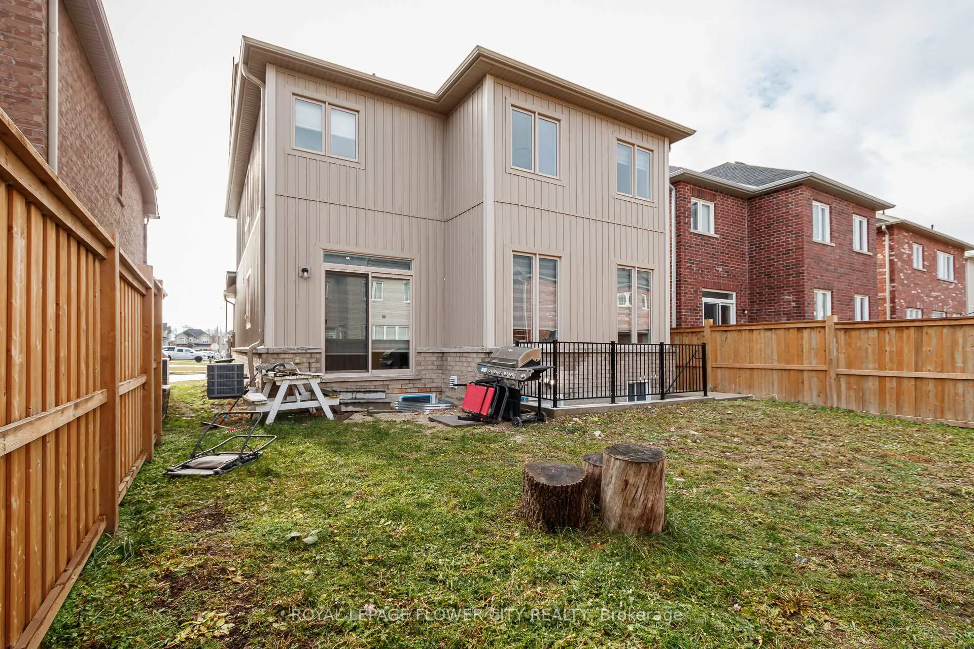 Photo 42 of 95 Tracey Lane, Collingwood — HOMEH