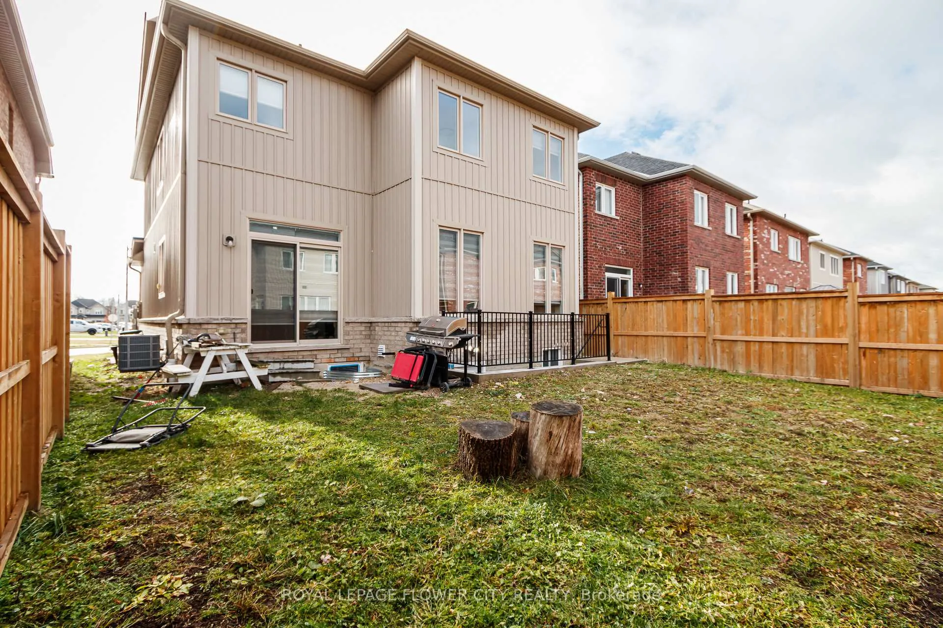Photo 48 of 95 Tracey Lane, Collingwood — HOMEH
