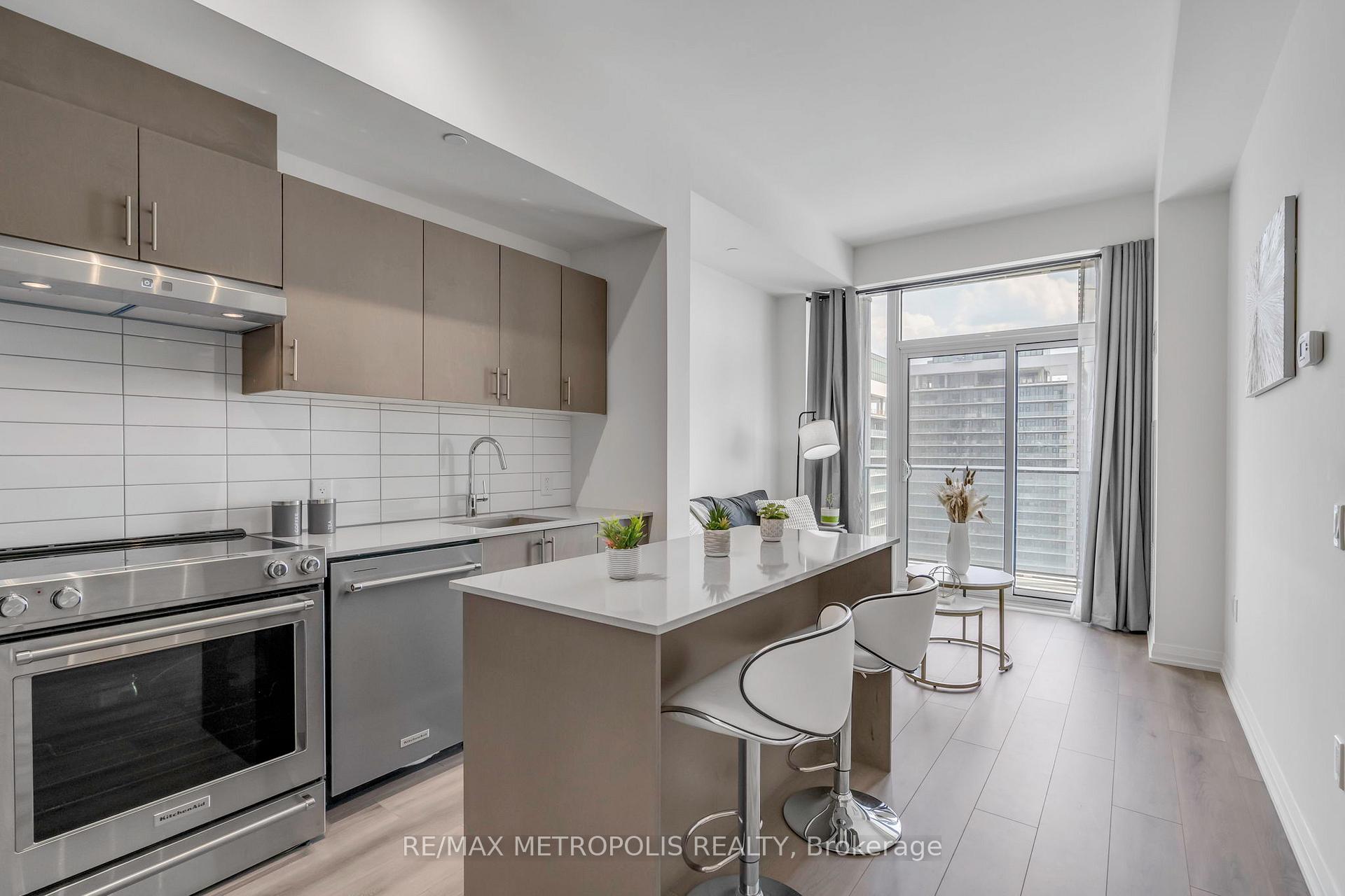 Photo 7 of Unit 2516, 9000 Jane Street, Vaughan, Vellore Village — HOMEH