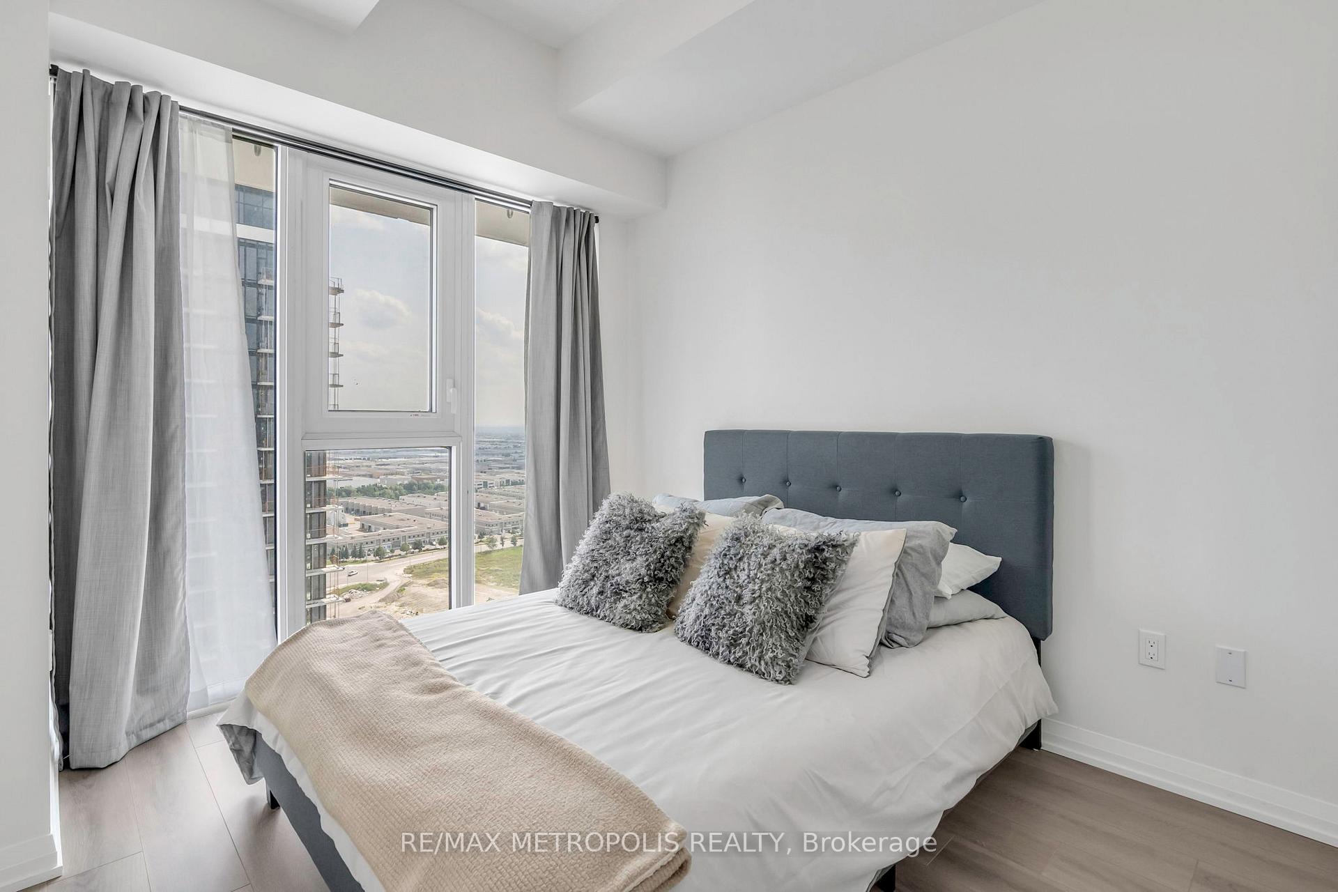 Photo 17 of Unit 2516, 9000 Jane Street, Vaughan, Vellore Village — HOMEH