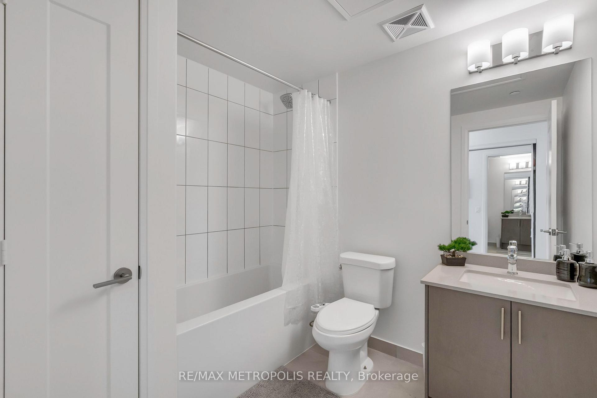 Photo 20 of Unit 2516, 9000 Jane Street, Vaughan, Vellore Village — HOMEH
