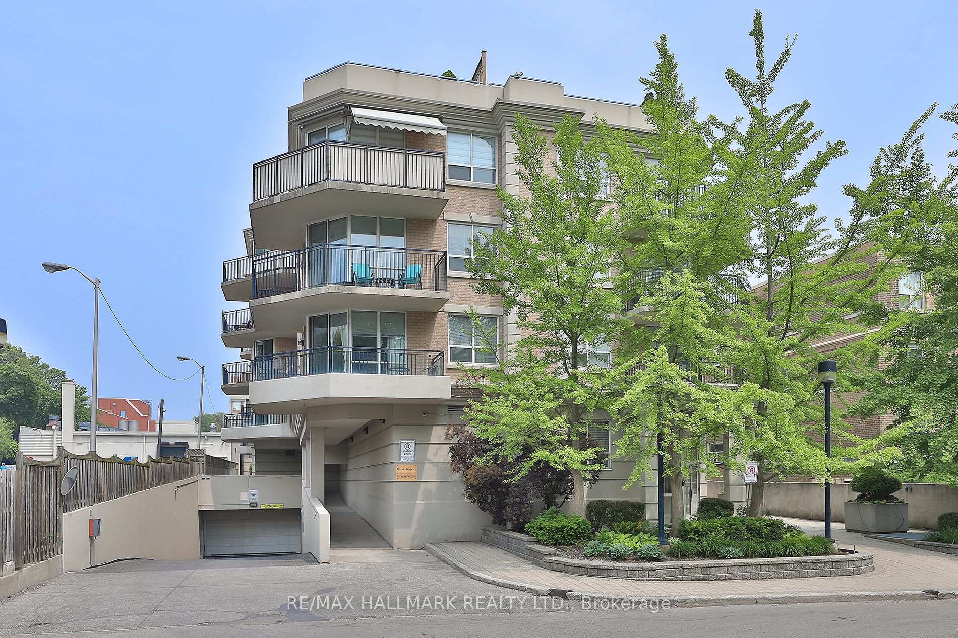 Photo 1 of Unit 403, 55 Lorindale Avenue, Toronto, Lawrence Park North — HOMEH