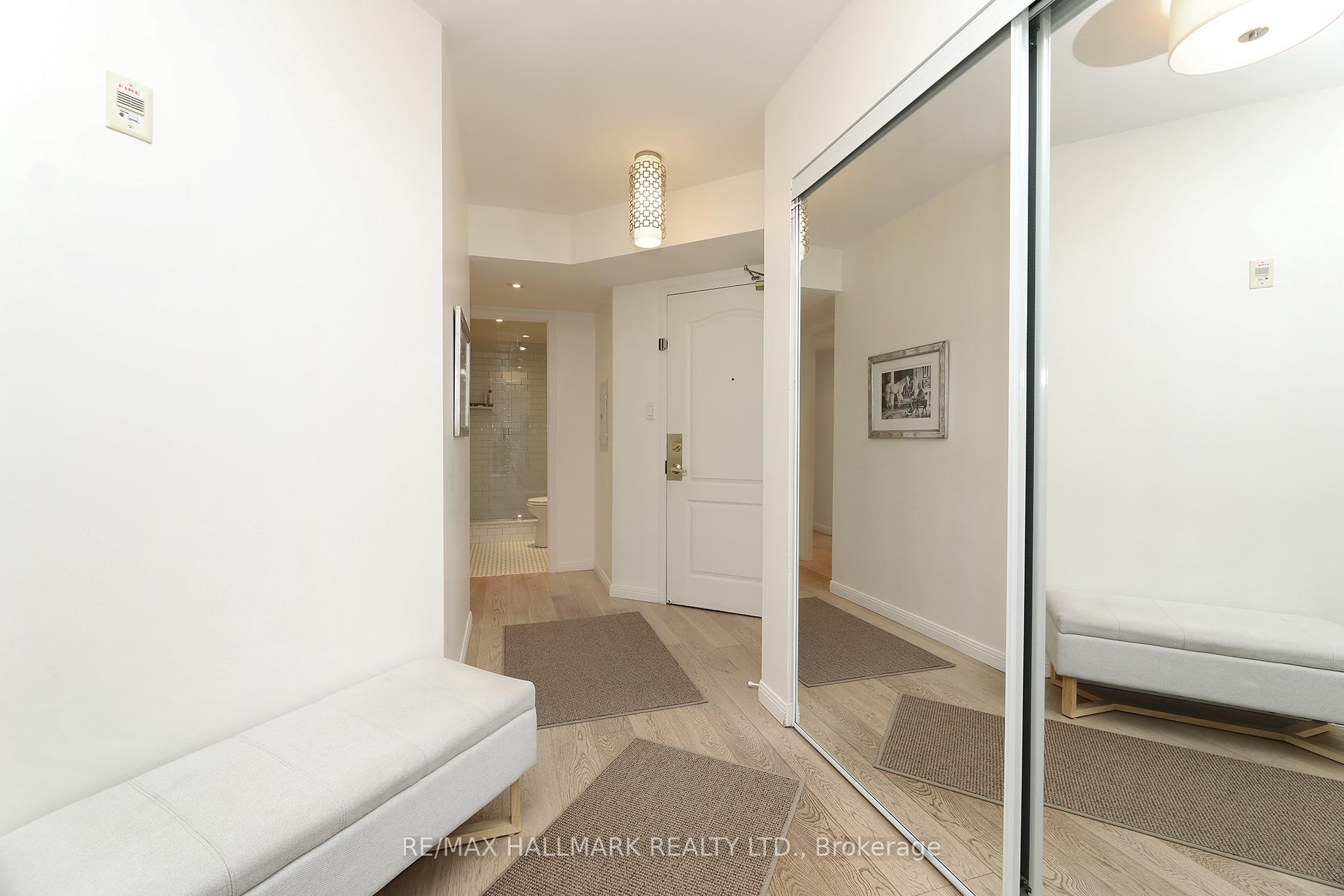 Photo 3 of Unit 403, 55 Lorindale Avenue, Toronto, Lawrence Park North — HOMEH