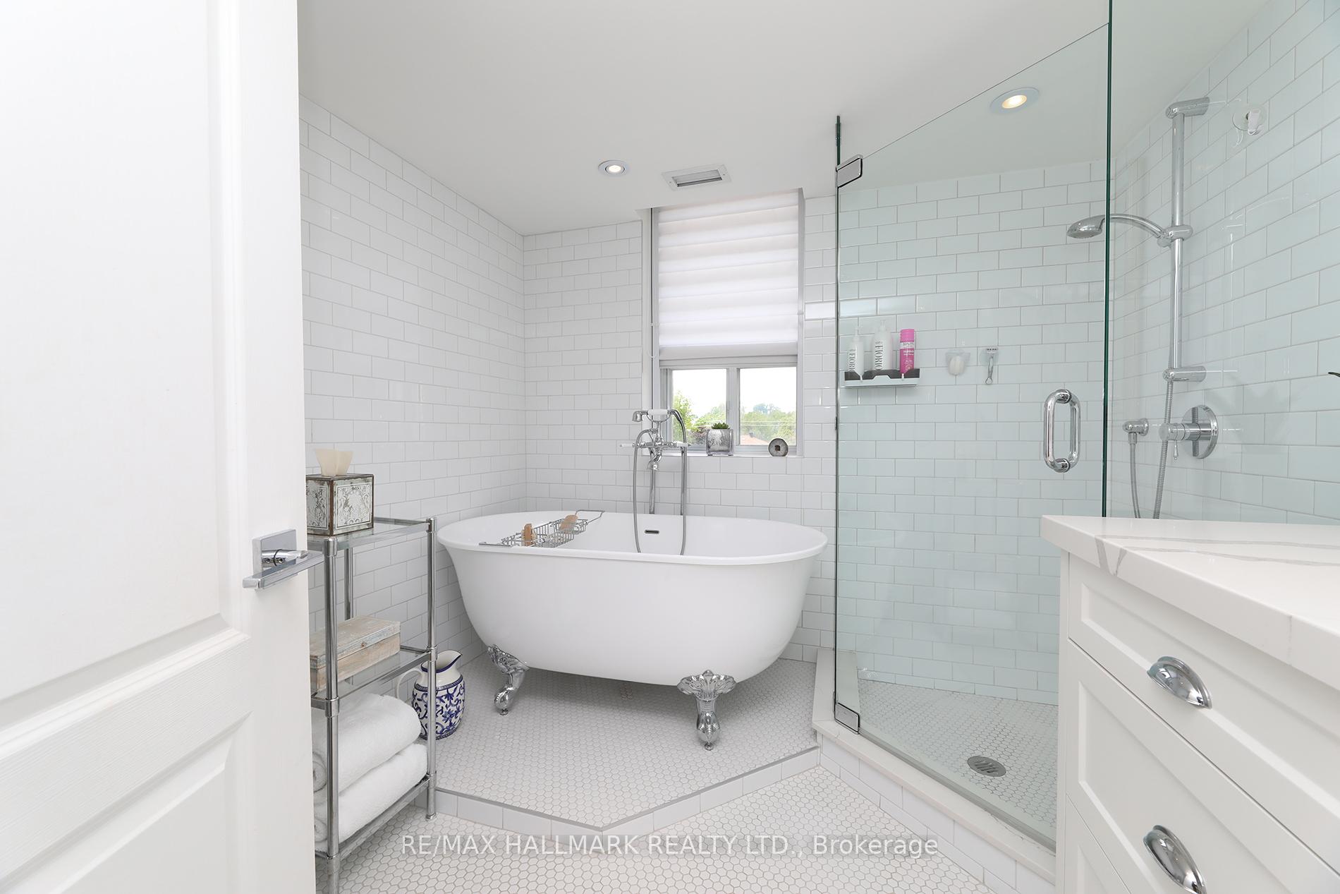 Photo 24 of Unit 403, 55 Lorindale Avenue, Toronto, Lawrence Park North — HOMEH
