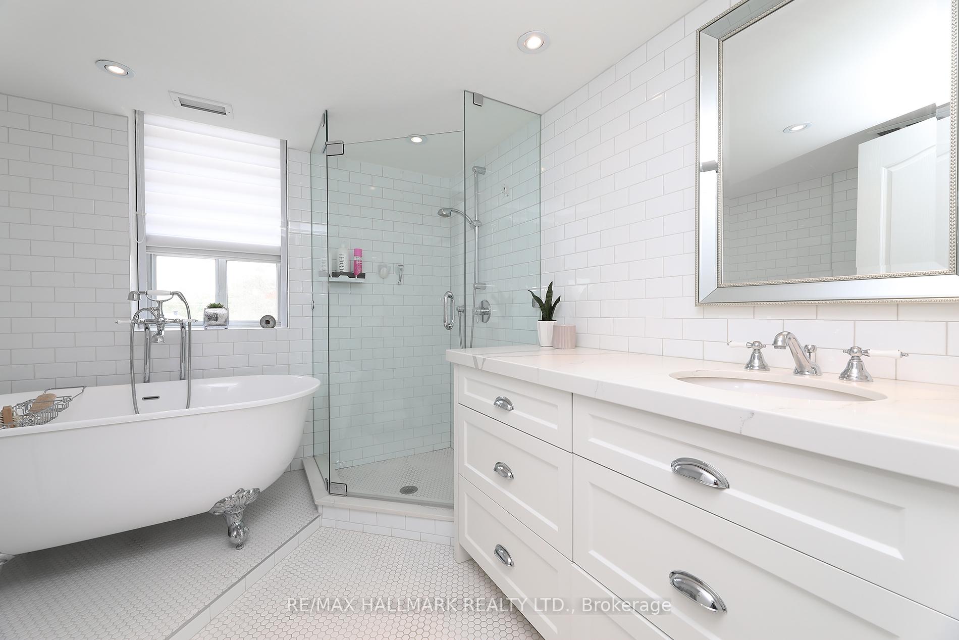 Photo 25 of Unit 403, 55 Lorindale Avenue, Toronto, Lawrence Park North — HOMEH