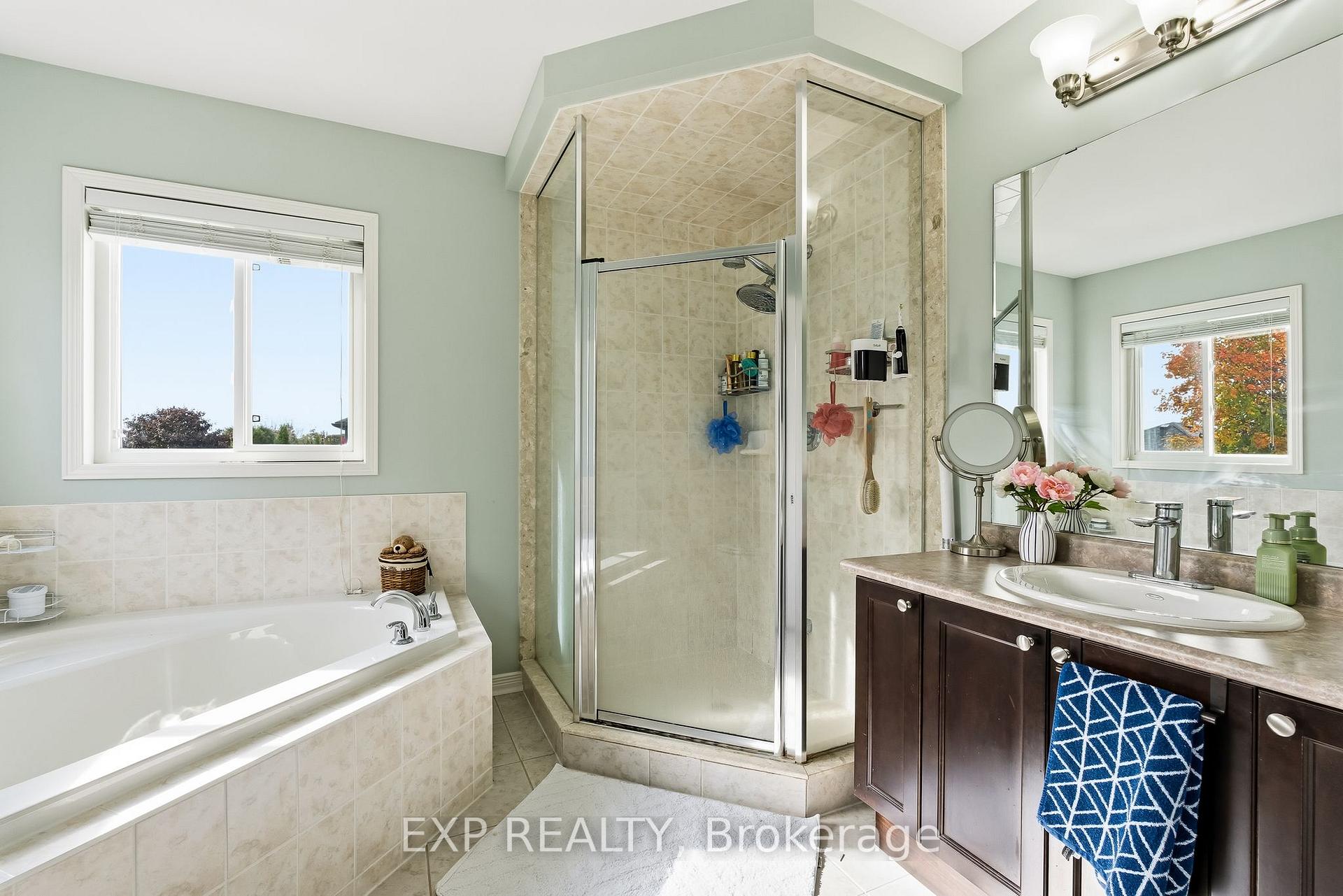 Photo 25 of 99 Honeyman Drive, Clarington, Bowmanville — HOMEH