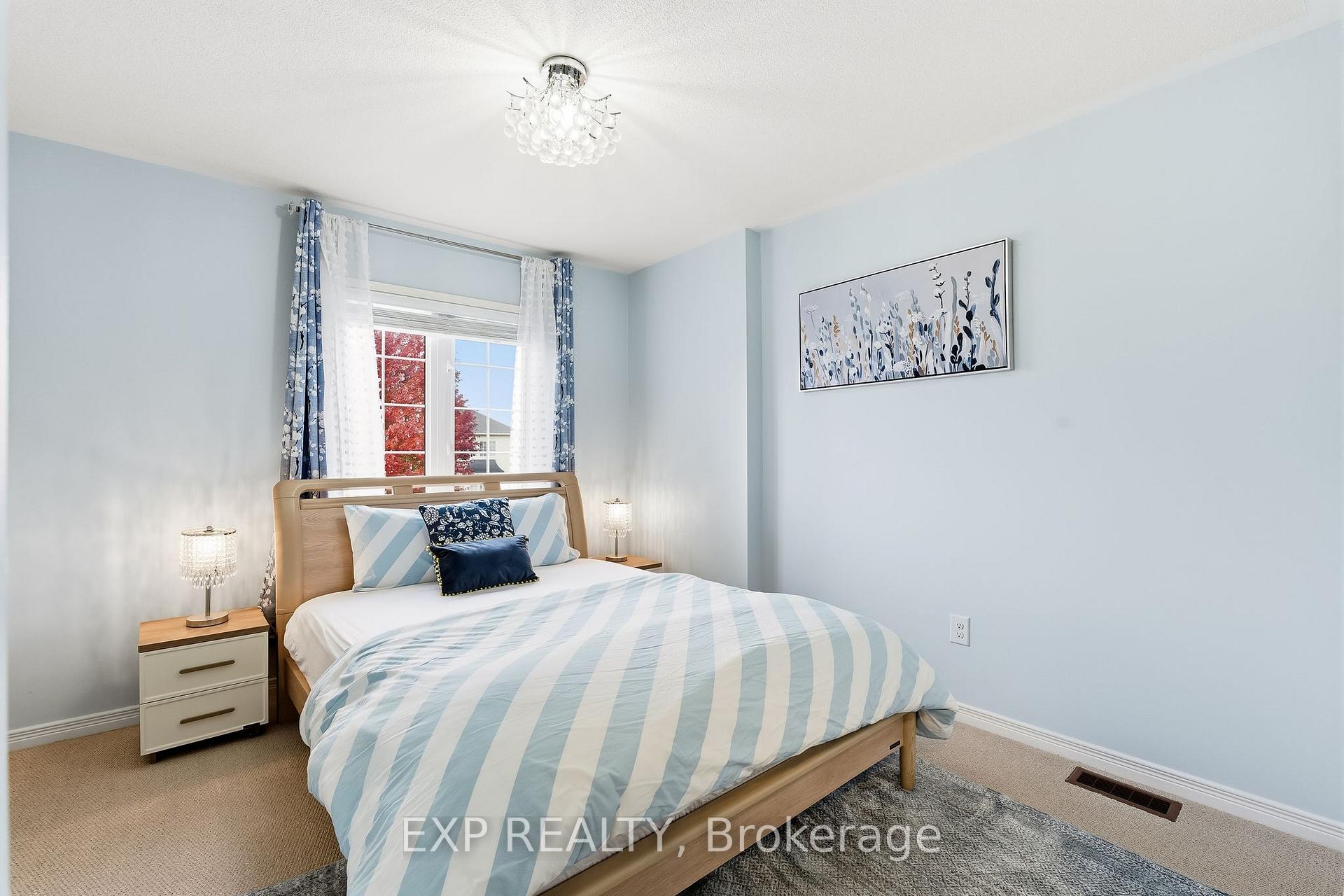 Photo 26 of 99 Honeyman Drive, Clarington, Bowmanville — HOMEH