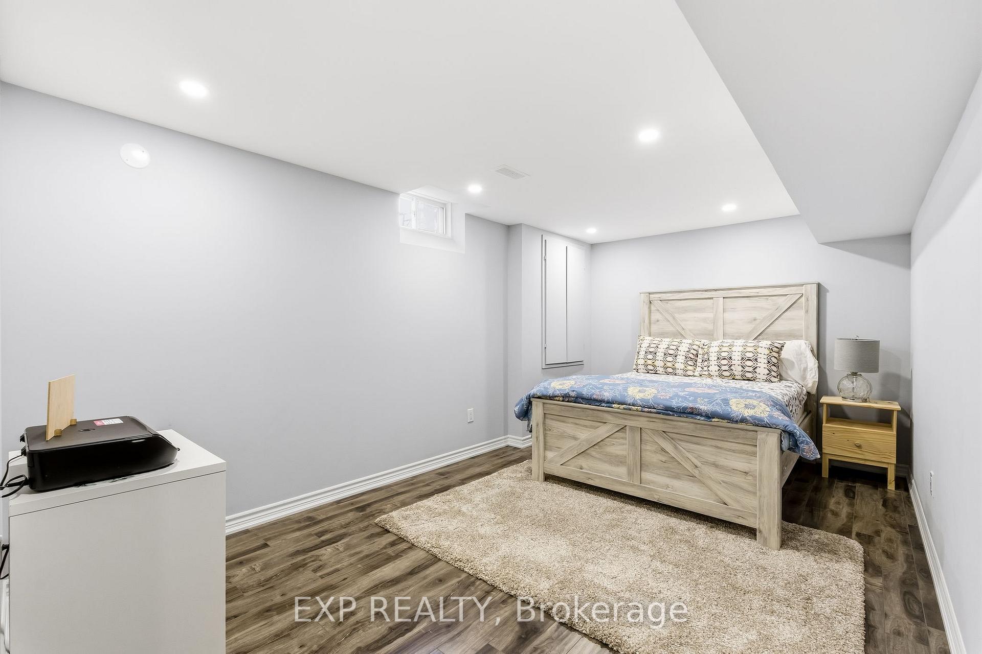 Photo 33 of 99 Honeyman Drive, Clarington, Bowmanville — HOMEH