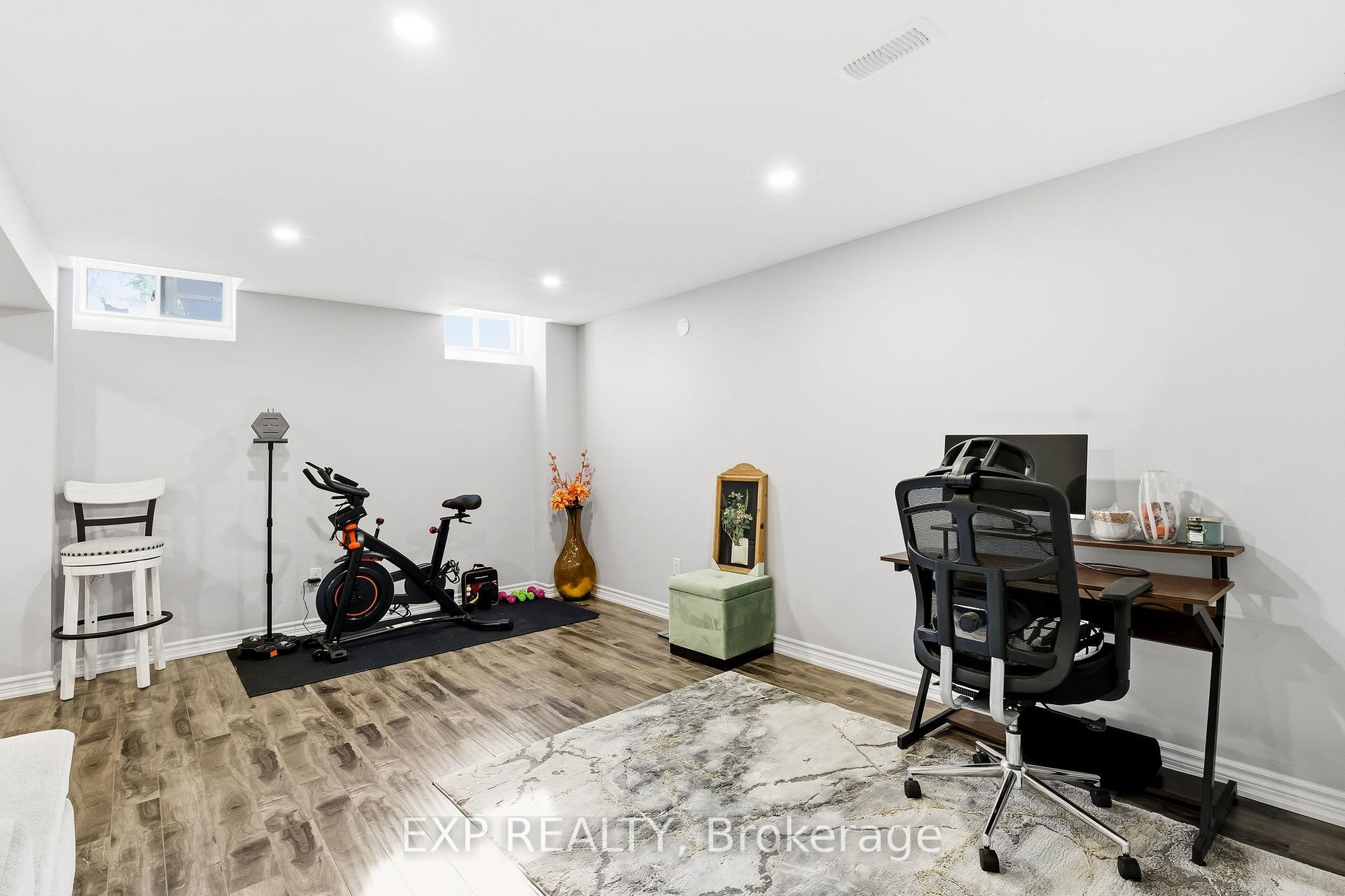 Photo 32 of 99 Honeyman Drive, Clarington, Bowmanville — HOMEH