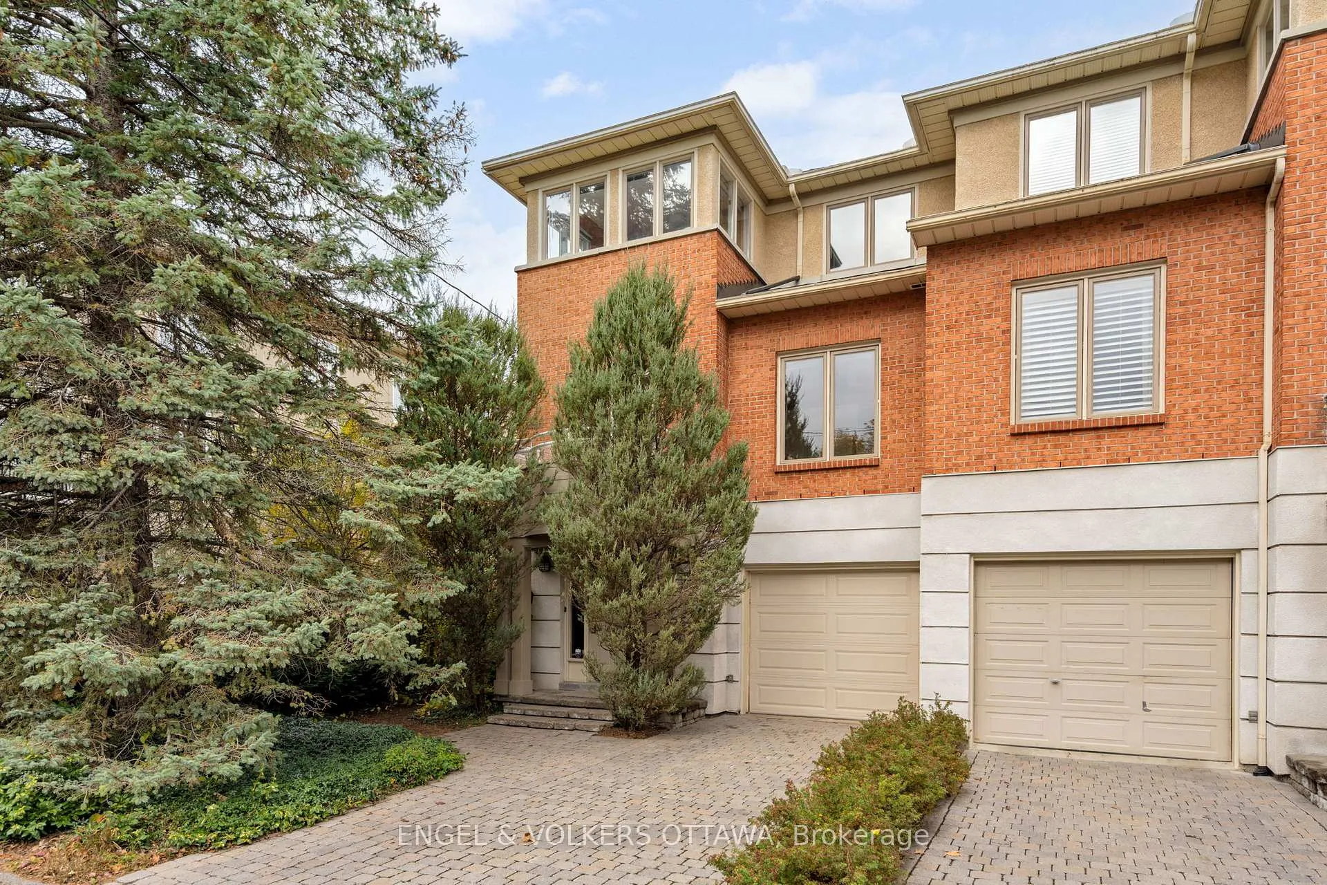 Front of 29 Aylmer Avenue