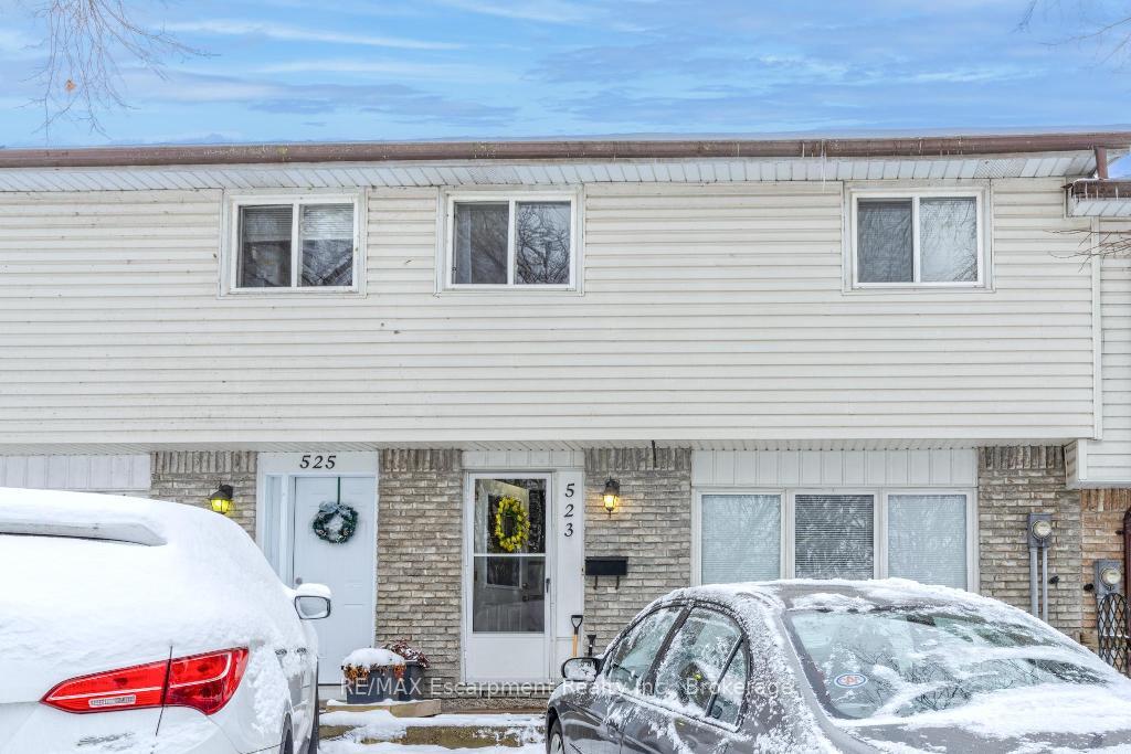 Photo 36 of Unit 9, 523 Parkview Crescent, Cambridge — HOMEH