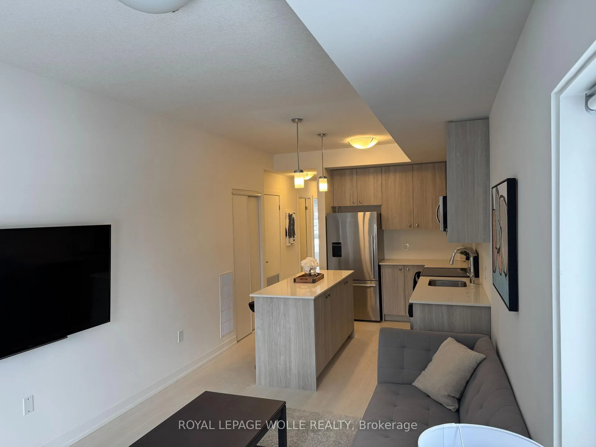 Photo 6 of Unit 33, 10 Palace Street, Kitchener — HOMEH