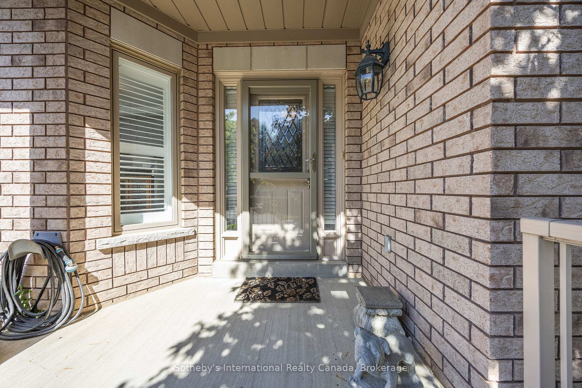 Photo 4 of 25 Renaissance Point, New Tecumseth, Rural New Tecumseth — HOMEH