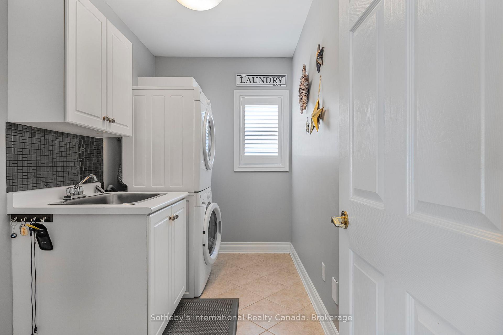 Photo 20 of 25 Renaissance Point, New Tecumseth, Rural New Tecumseth — HOMEH