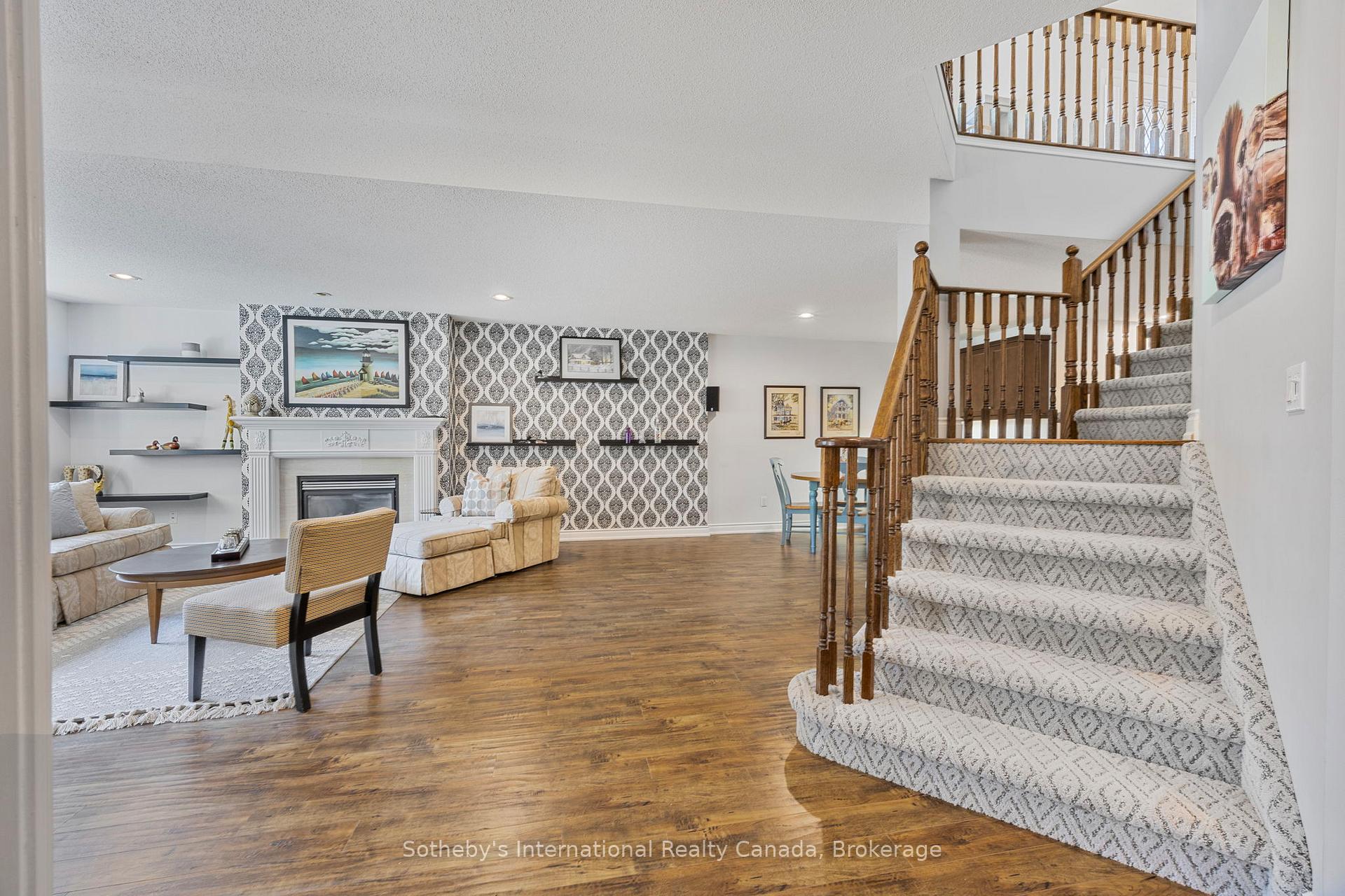 Photo 26 of 25 Renaissance Point, New Tecumseth, Rural New Tecumseth — HOMEH