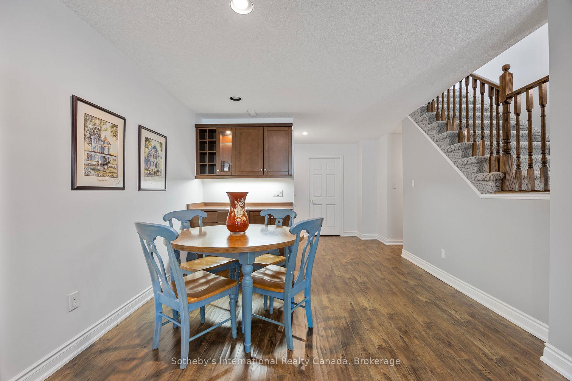 Photo 30 of 25 Renaissance Point, New Tecumseth, Rural New Tecumseth — HOMEH