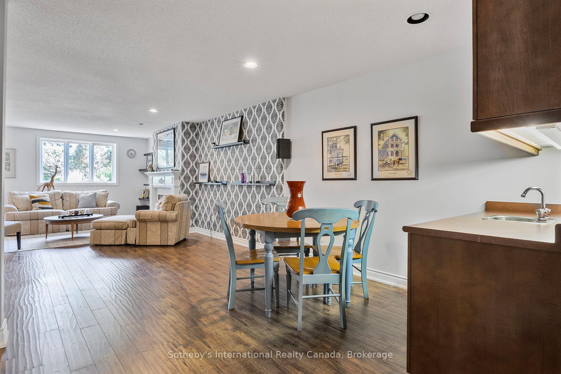 Photo 32 of 25 Renaissance Point, New Tecumseth, Rural New Tecumseth — HOMEH