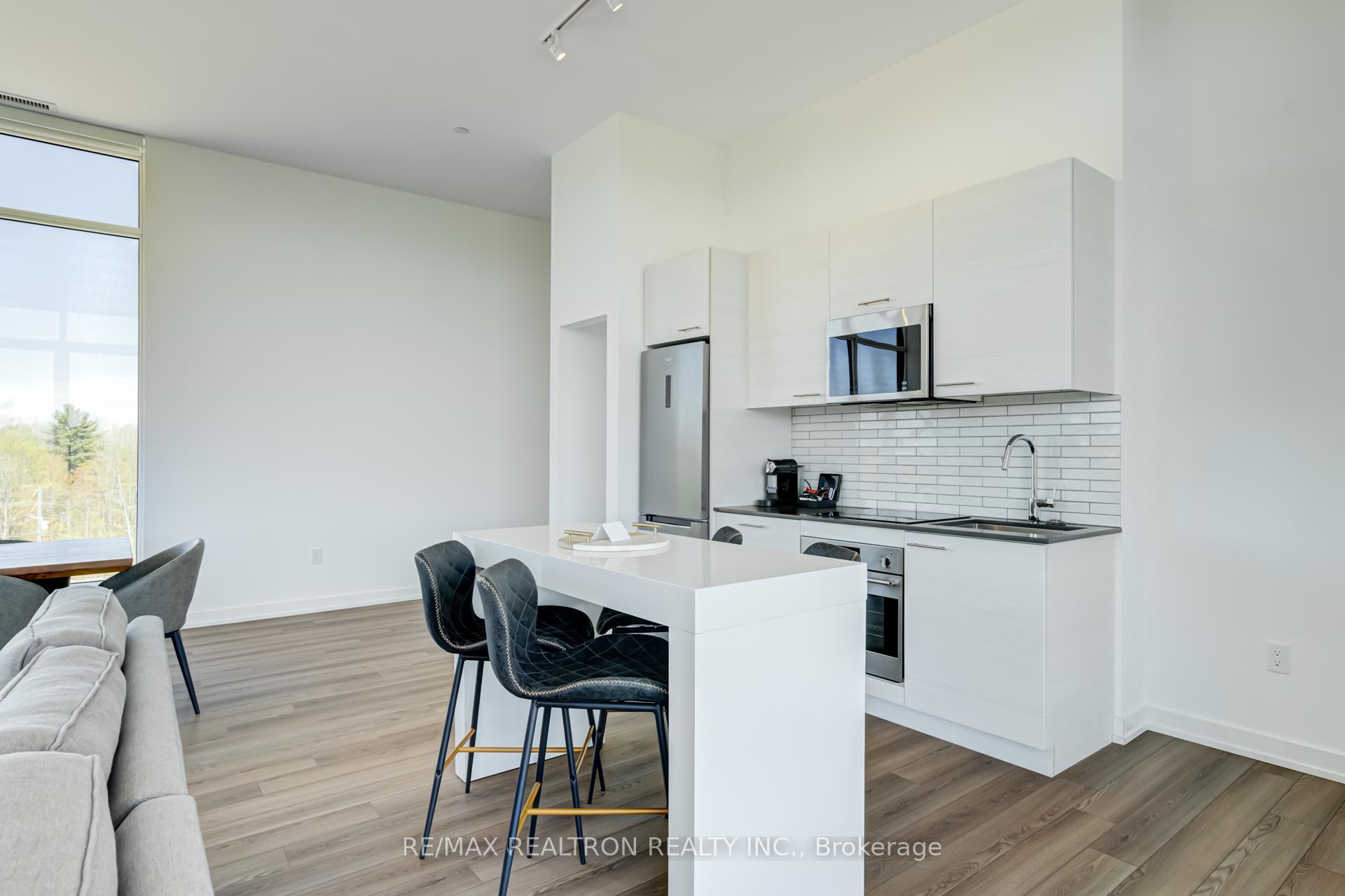 Photo 10 of Unit 501, 120 Carrick Trail W, Gravenhurst, Muskoka (S) — HOMEH