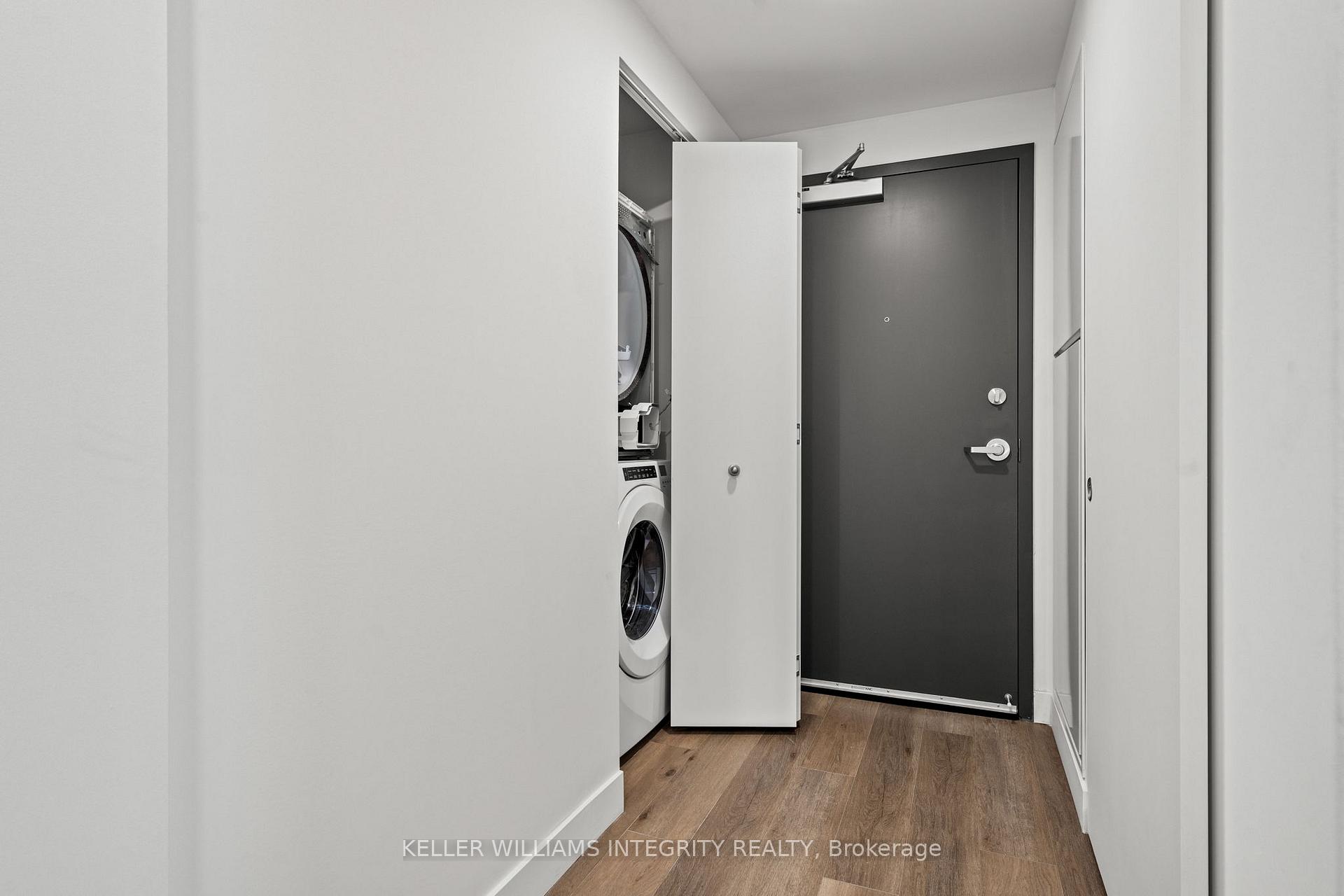 Photo 4 of Unit 802, 10 James Street, Ottawa, Ottawa Centre — HOMEH