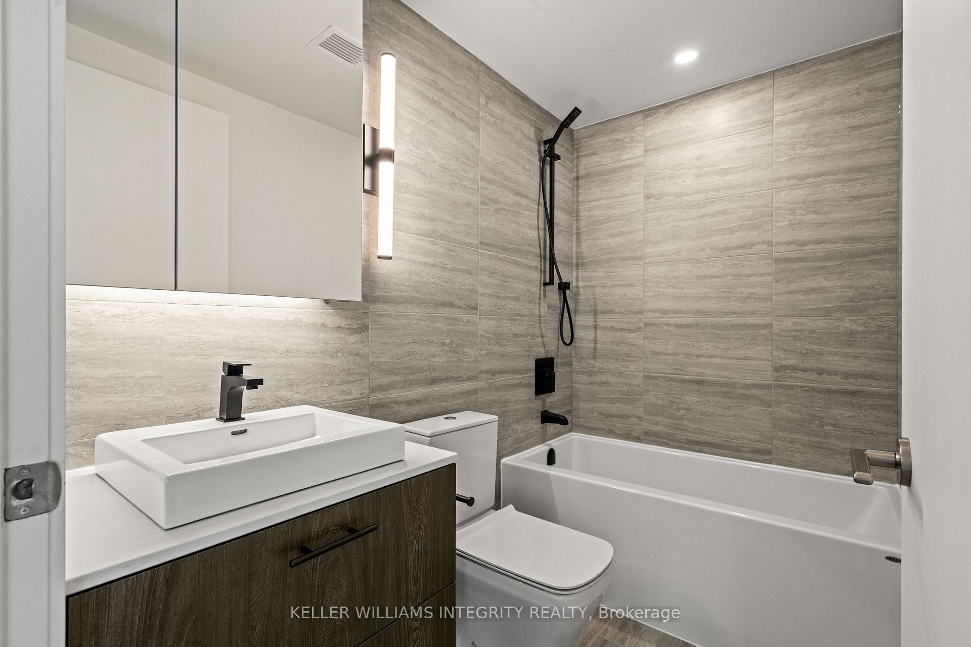 Photo 11 of Unit 802, 10 James Street, Ottawa, Ottawa Centre — HOMEH
