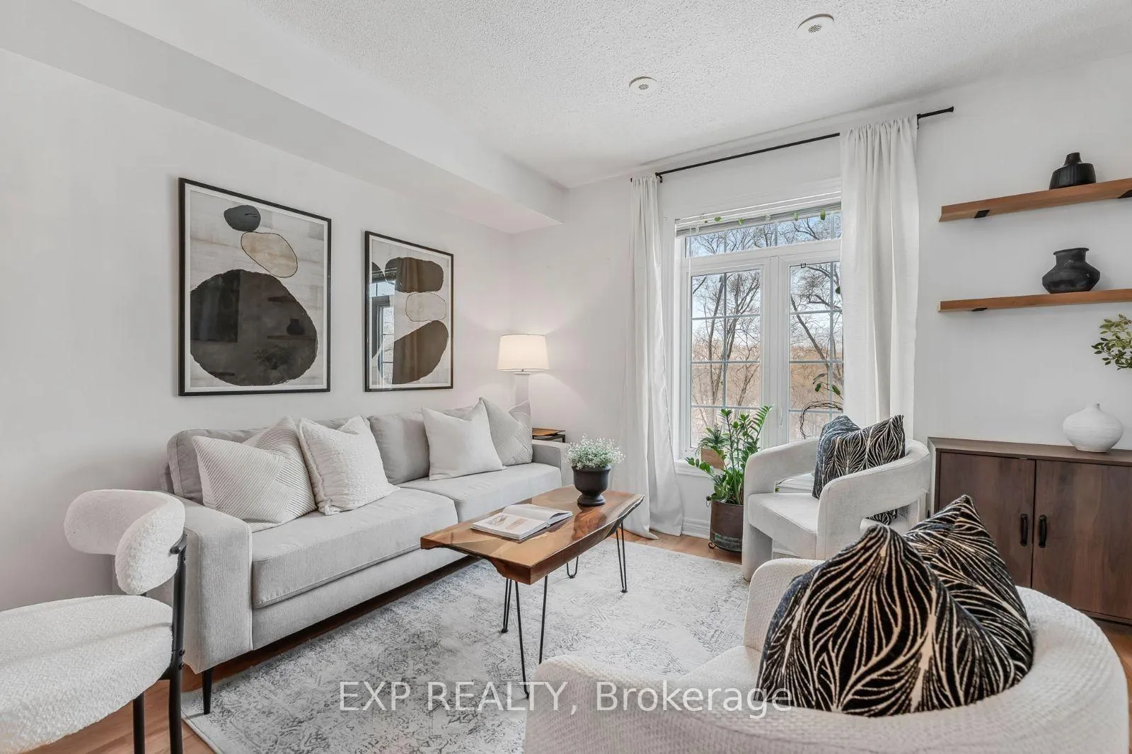 Photo 4 of Unit 215, 870 Jane Street, Toronto, Rockcliffe-Smythe — HOMEH