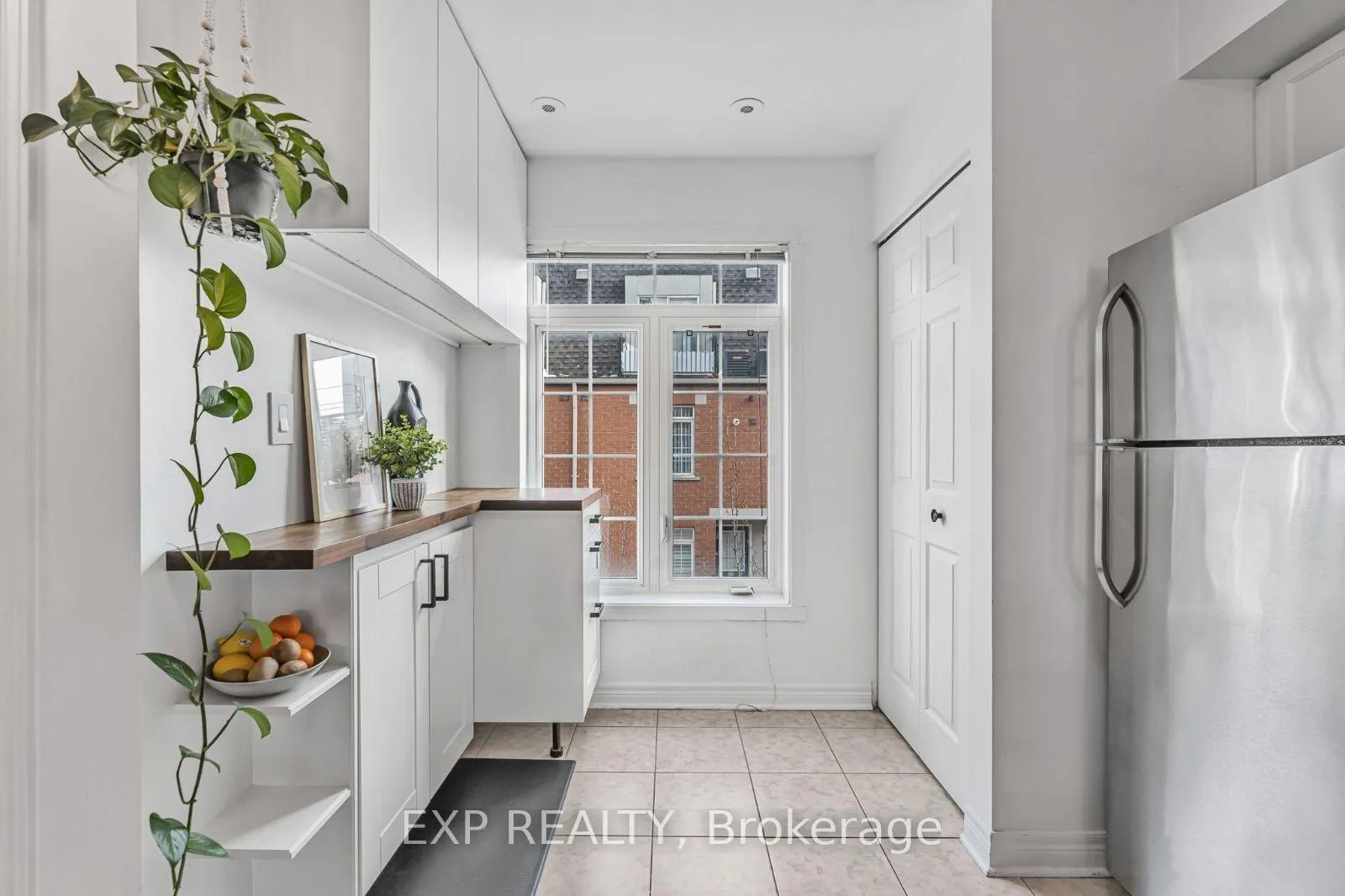 Photo 11 of Unit 215, 870 Jane Street, Toronto, Rockcliffe-Smythe — HOMEH