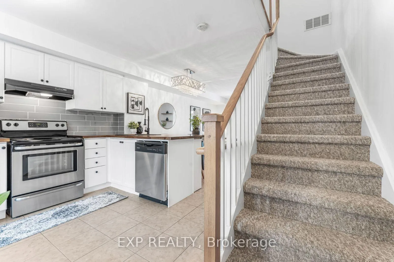 Photo 16 of Unit 215, 870 Jane Street, Toronto, Rockcliffe-Smythe — HOMEH