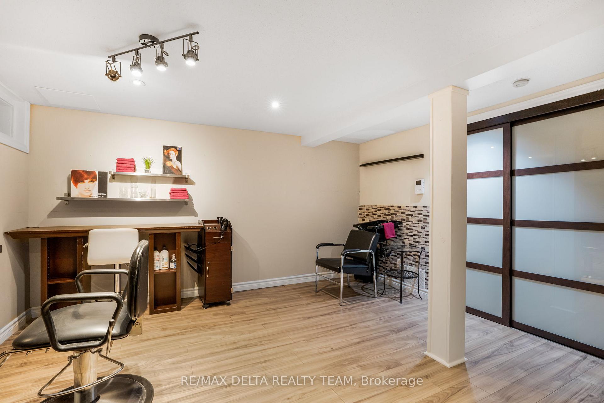 Photo 23 of 4324 Meadowvale Lane, Ottawa, Pineview — HOMEH