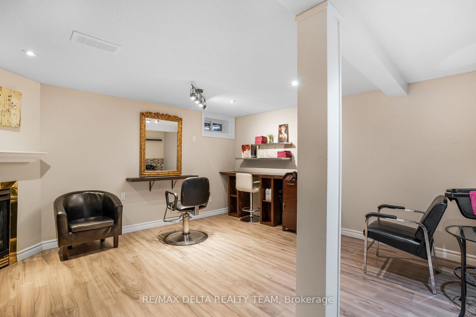 Photo 22 of 4324 Meadowvale Lane, Ottawa, Pineview — HOMEH