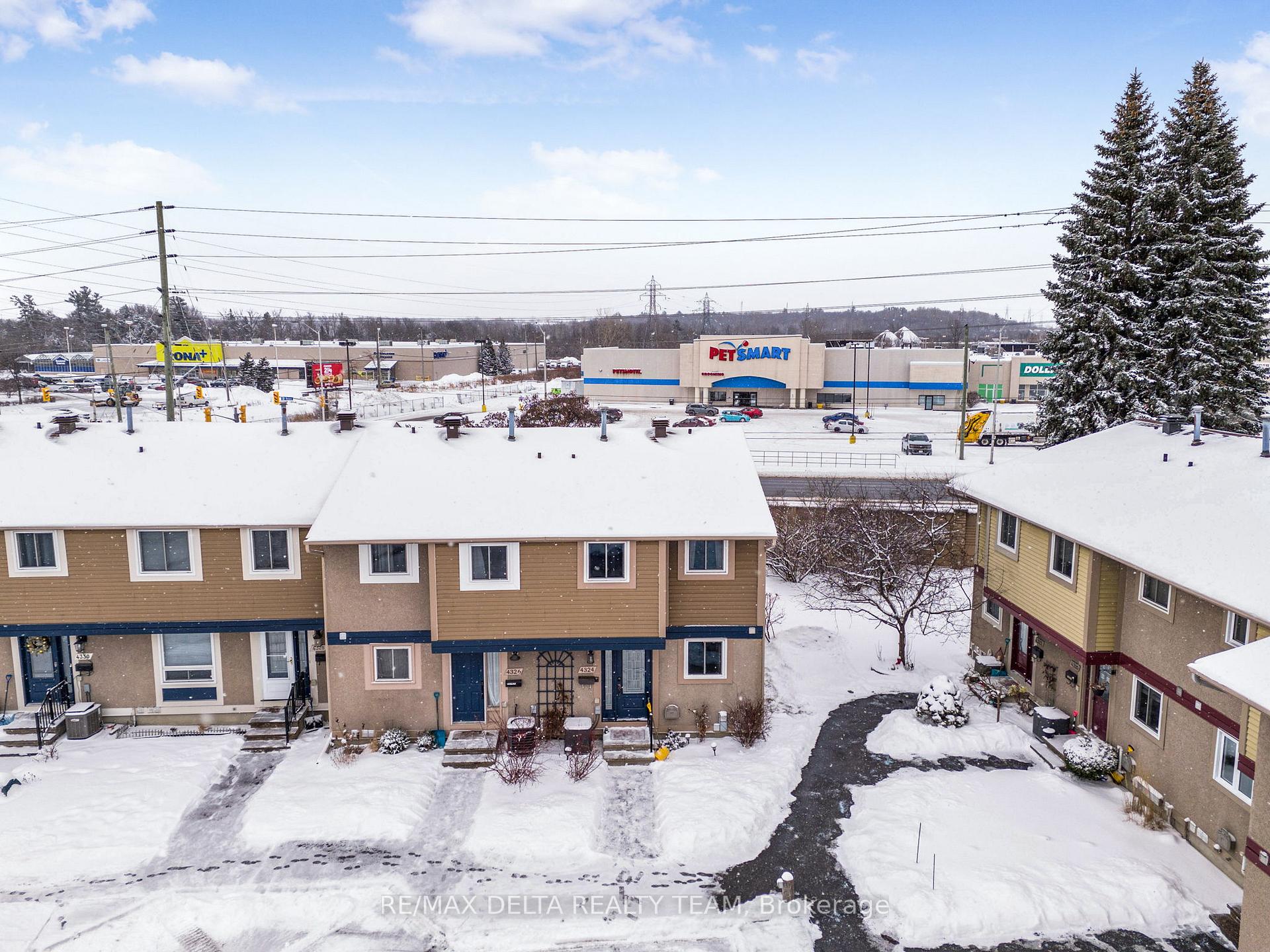 Photo 21 of 4324 Meadowvale Lane, Ottawa, Pineview — HOMEH