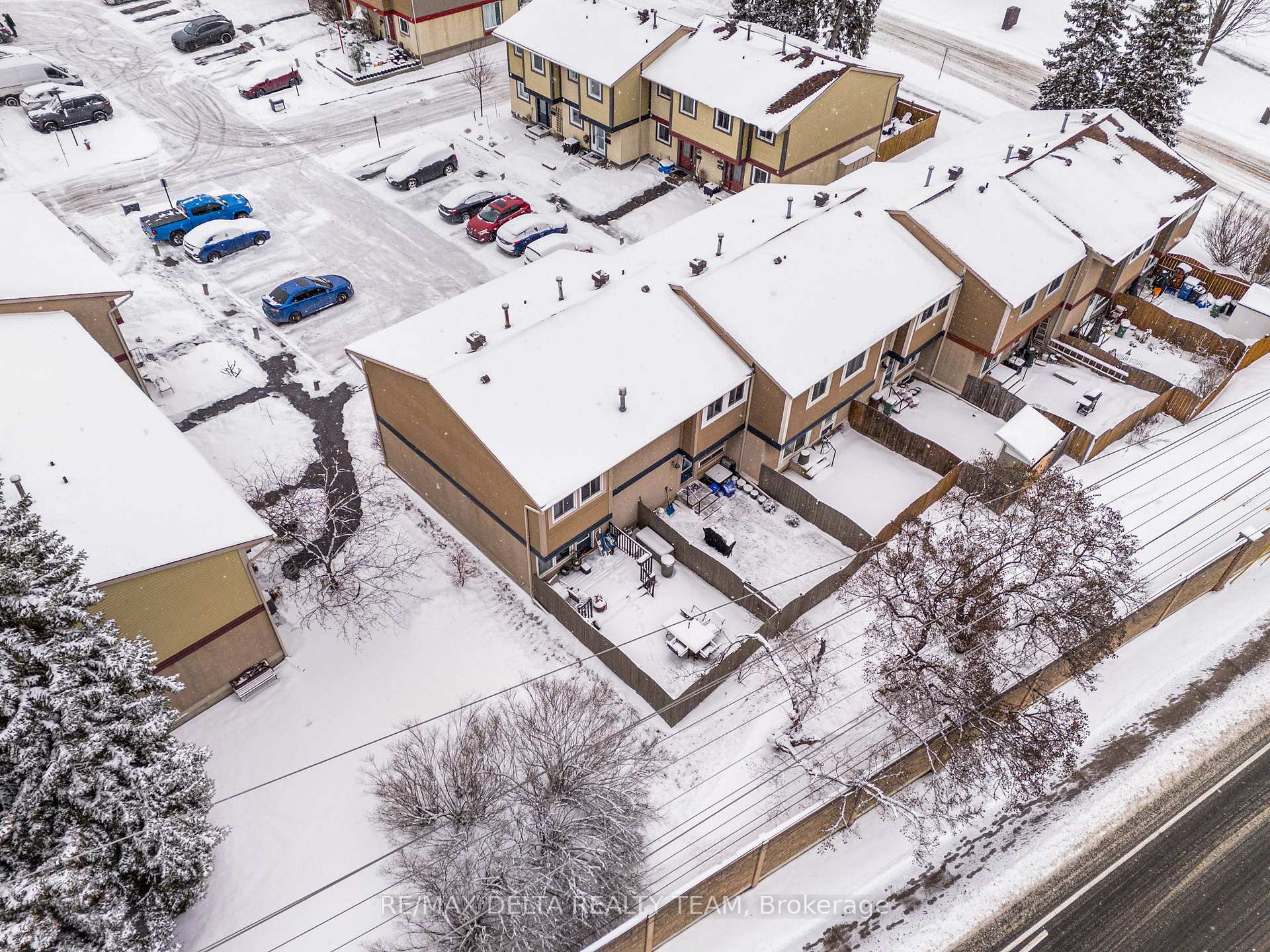 Photo 24 of 4324 Meadowvale Lane, Ottawa, Pineview — HOMEH