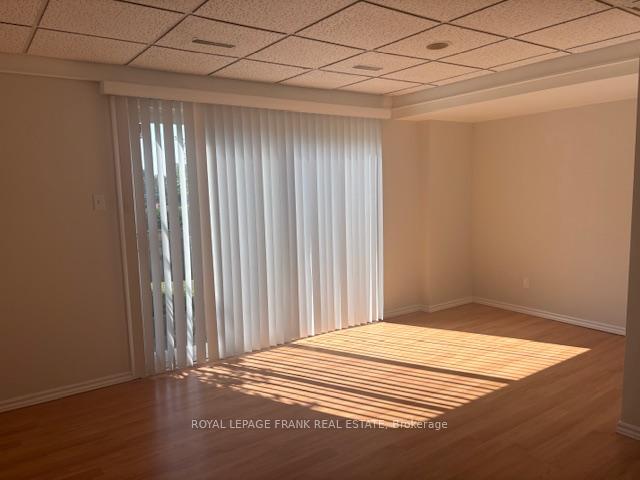 Photo 5 of Unit 22, 72 Martin Road, Clarington, Bowmanville — HOMEH