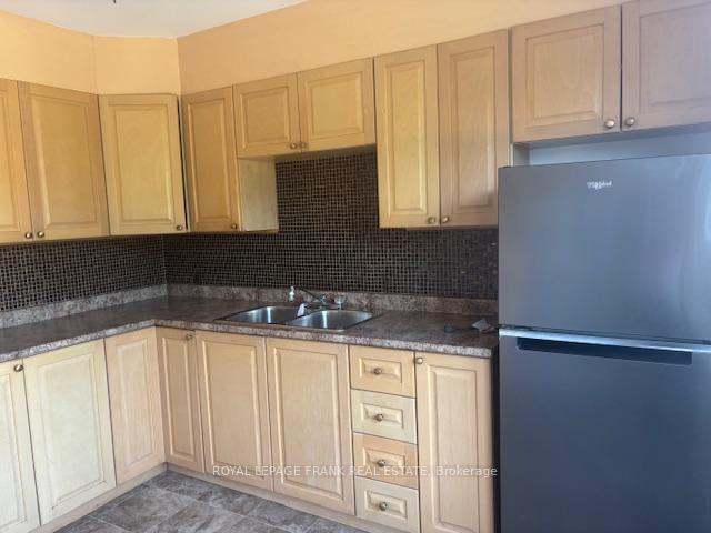 Photo 25 of Unit 22, 72 Martin Road, Clarington, Bowmanville — HOMEH
