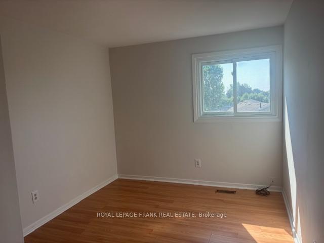 Photo 31 of Unit 22, 72 Martin Road, Clarington, Bowmanville — HOMEH