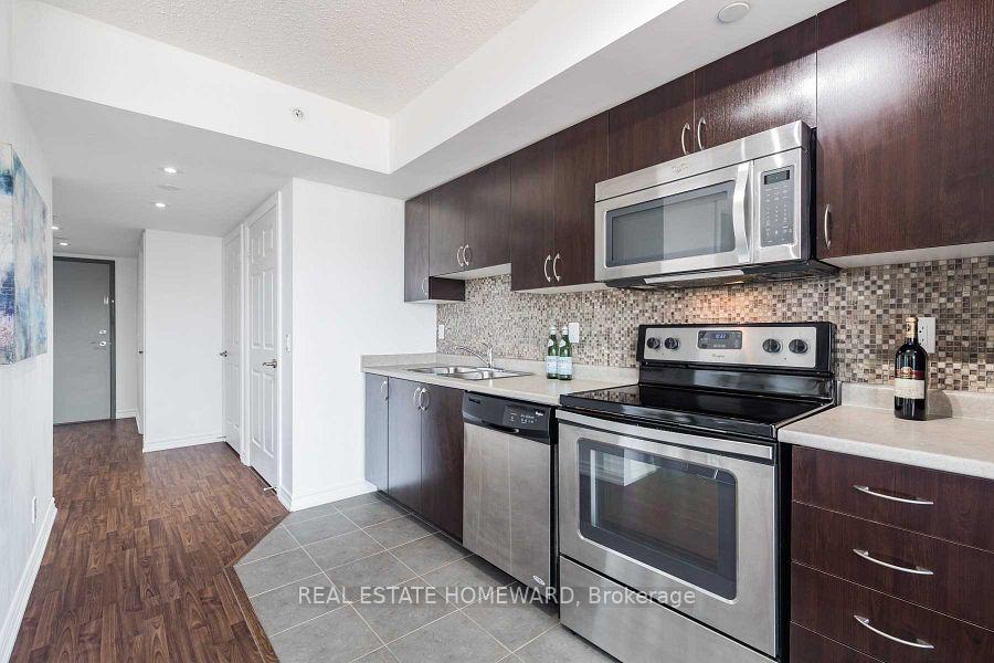 Photo 3 of Unit Ph 1107, 280 Donlands Avenue, Toronto, Danforth Village-East York — HOMEH