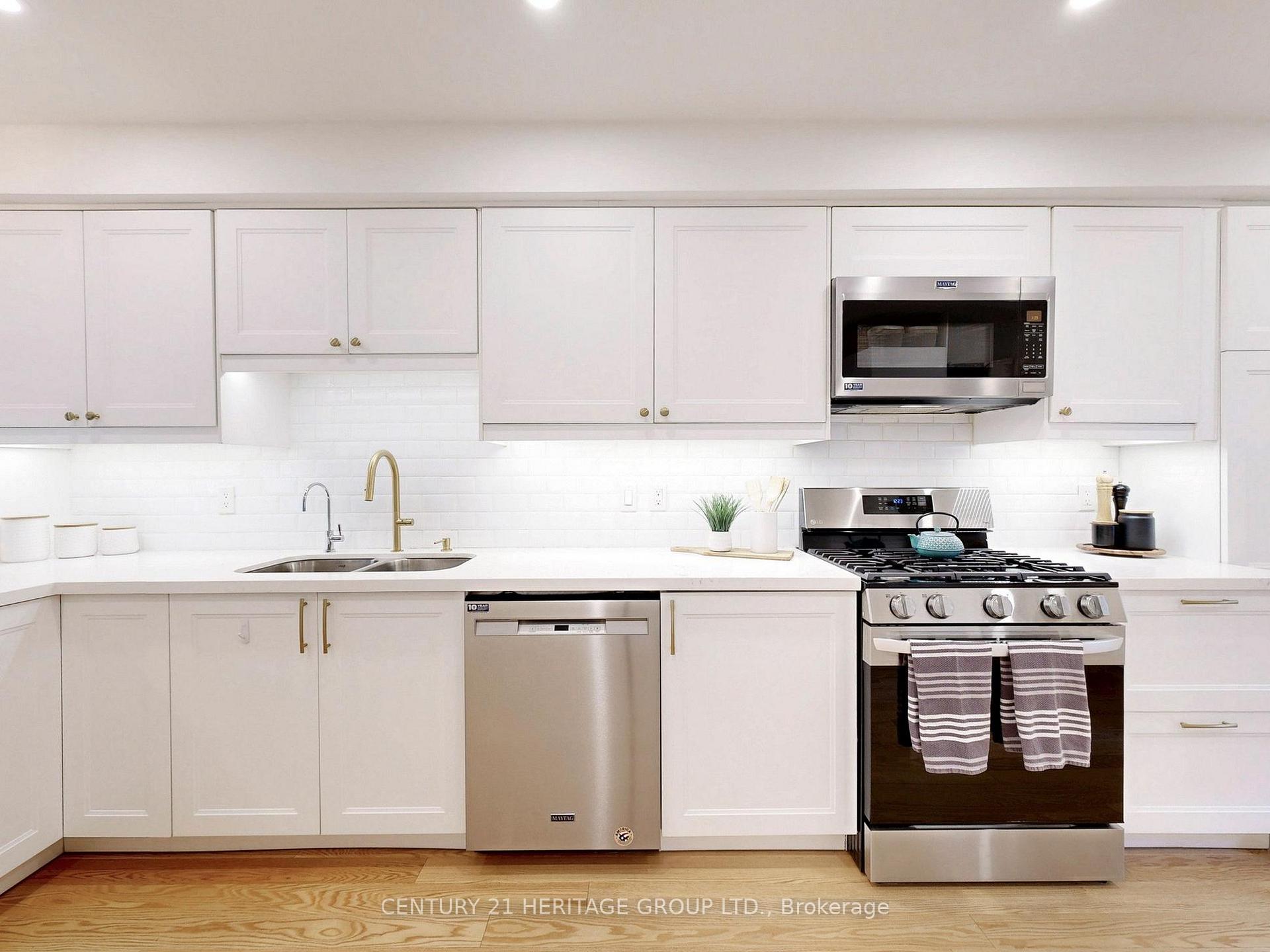 Photo 13 of 108 Confederation Way, Markham, Thornhill — HOMEH
