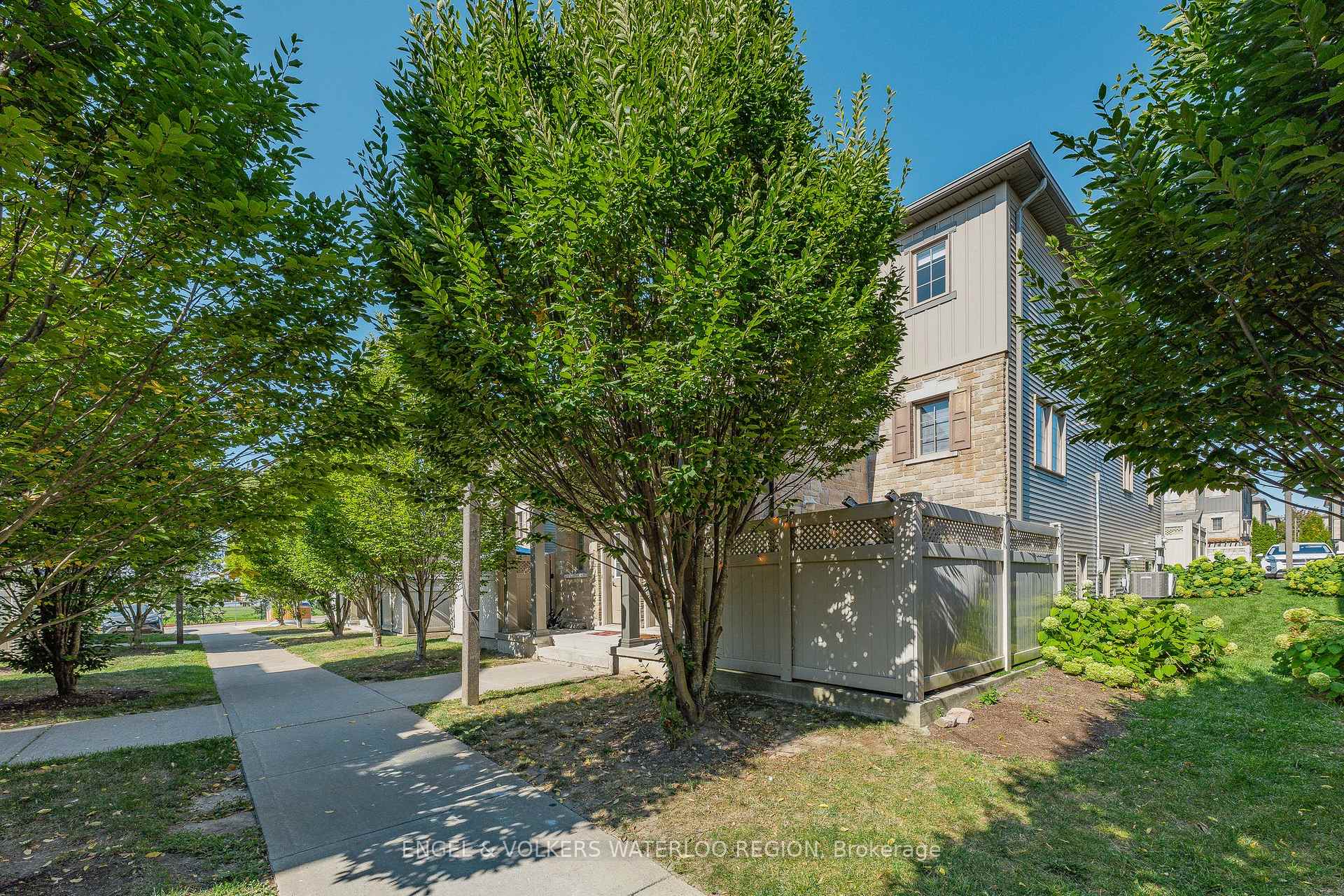 Photo 4 of Unit 24A, 931 Glasgow Street, Kitchener — HOMEH