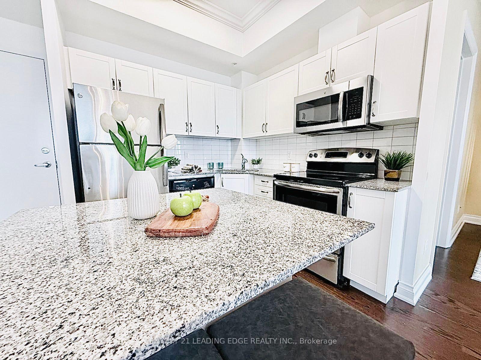Photo 7 of Unit 403, 68 Main Street N, Markham, Old Markham Village — HOMEH