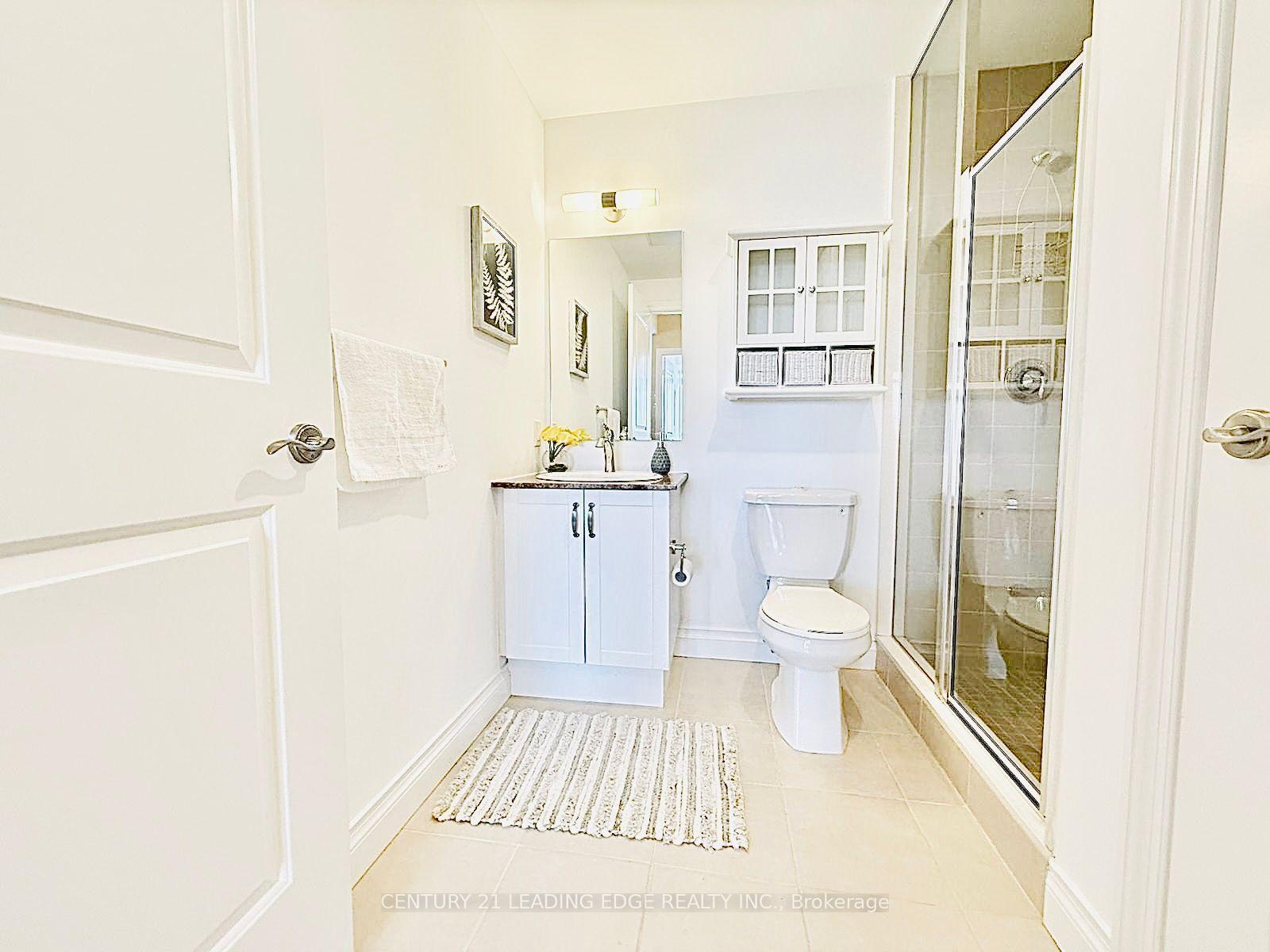 Photo 13 of Unit 403, 68 Main Street N, Markham, Old Markham Village — HOMEH