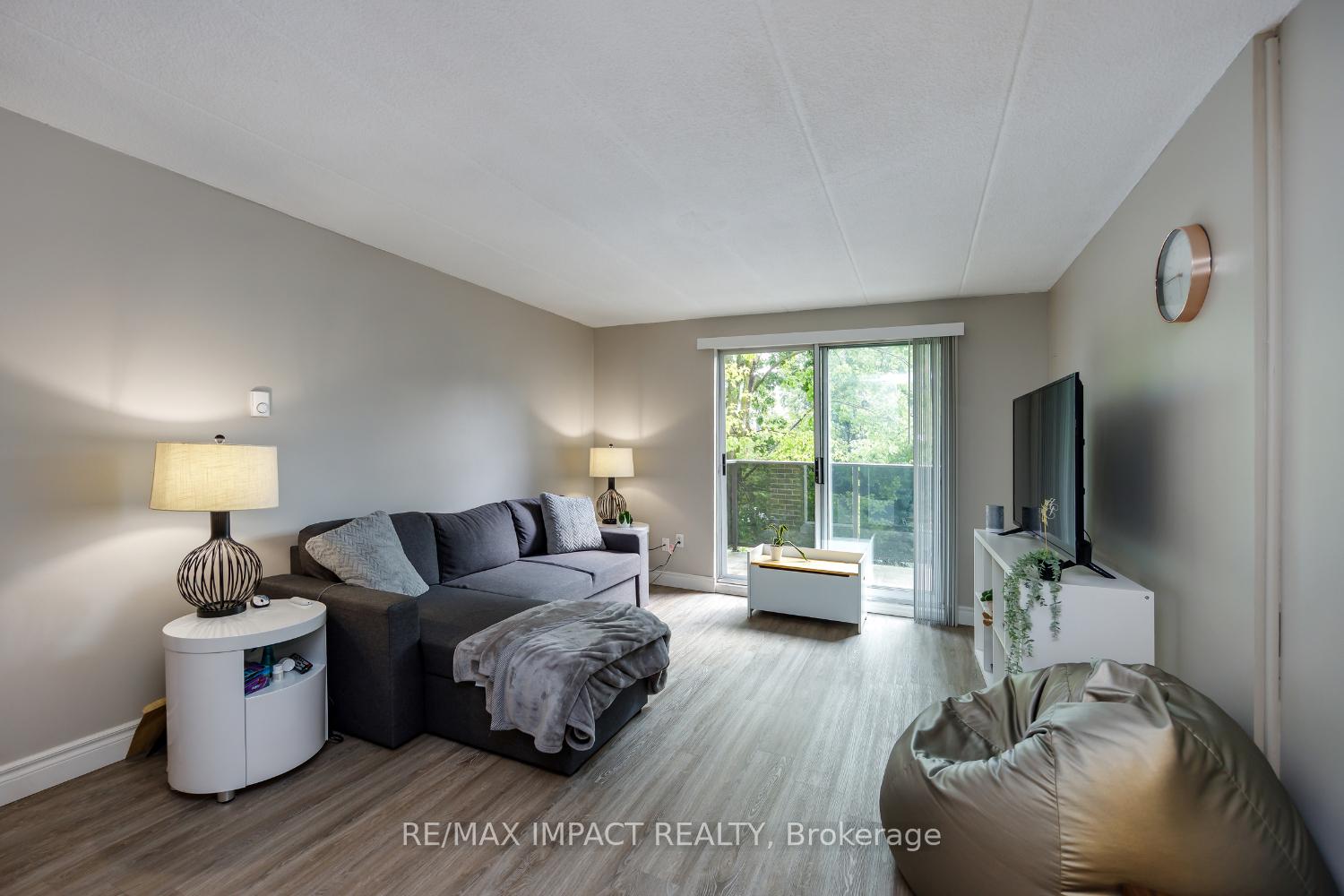 Photo 9 of Unit 31, 43 Taunton Road E, Oshawa, Taunton — HOMEH
