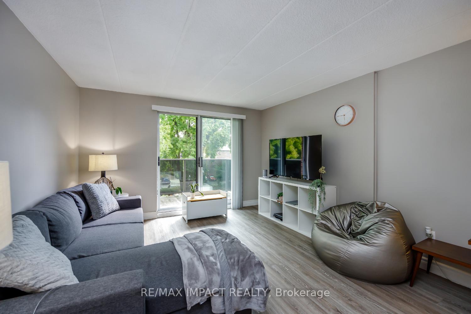 Photo 10 of Unit 31, 43 Taunton Road E, Oshawa, Taunton — HOMEH